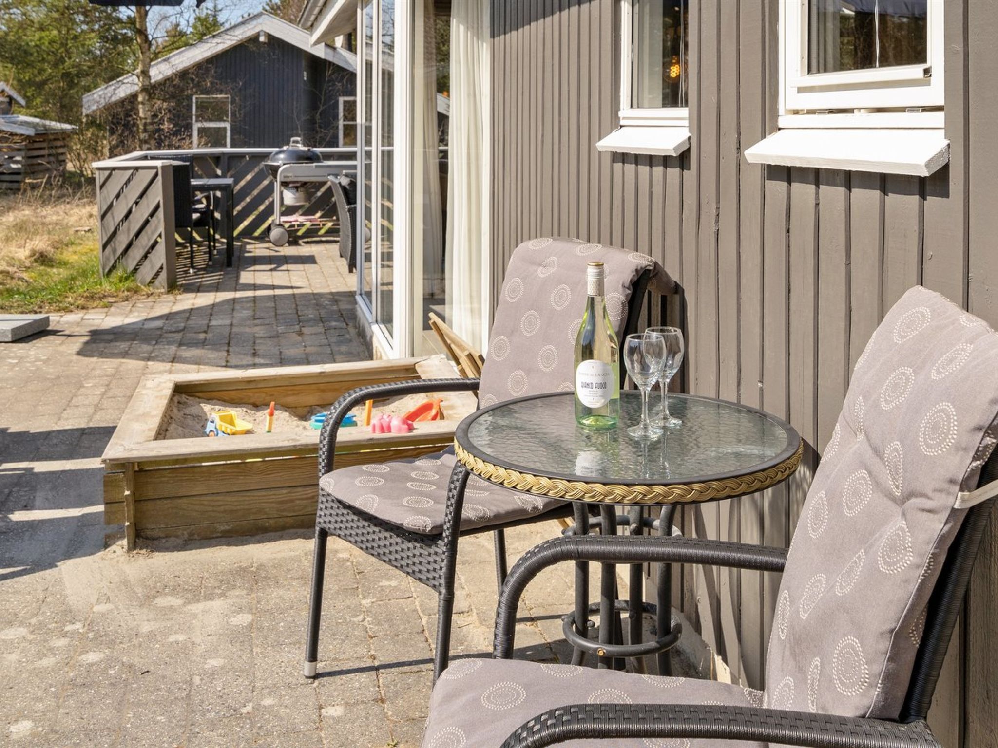 "Sighbiorn" - 950m from the sea - Buiten