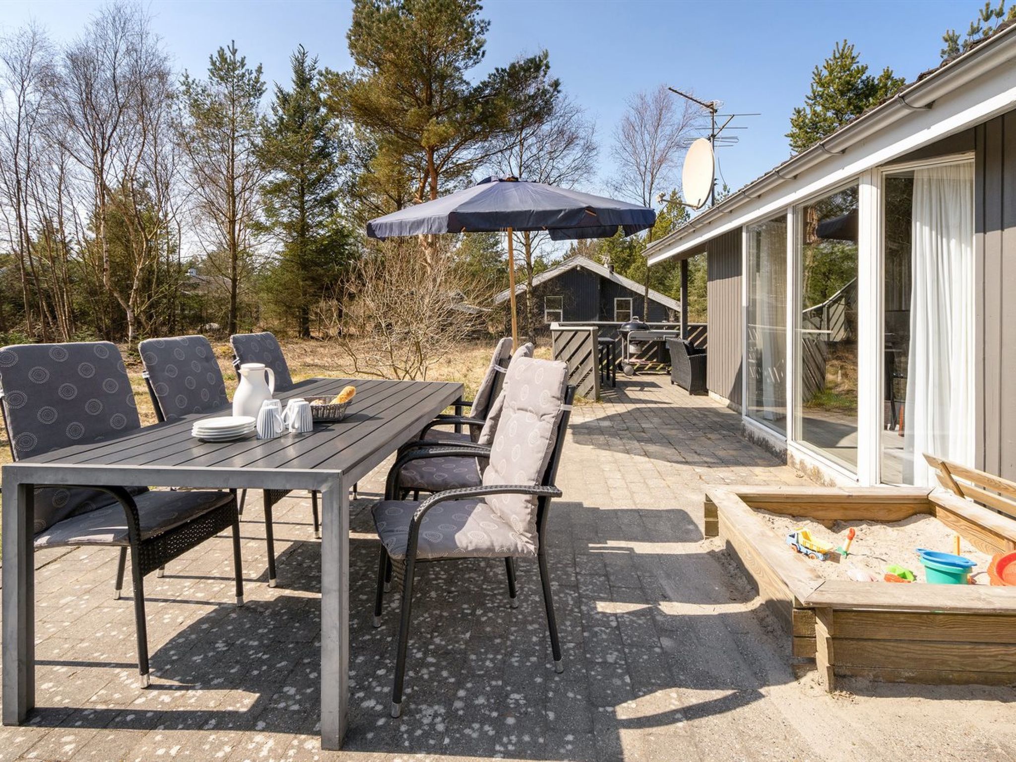 "Sighbiorn" - 950m from the sea - Buiten