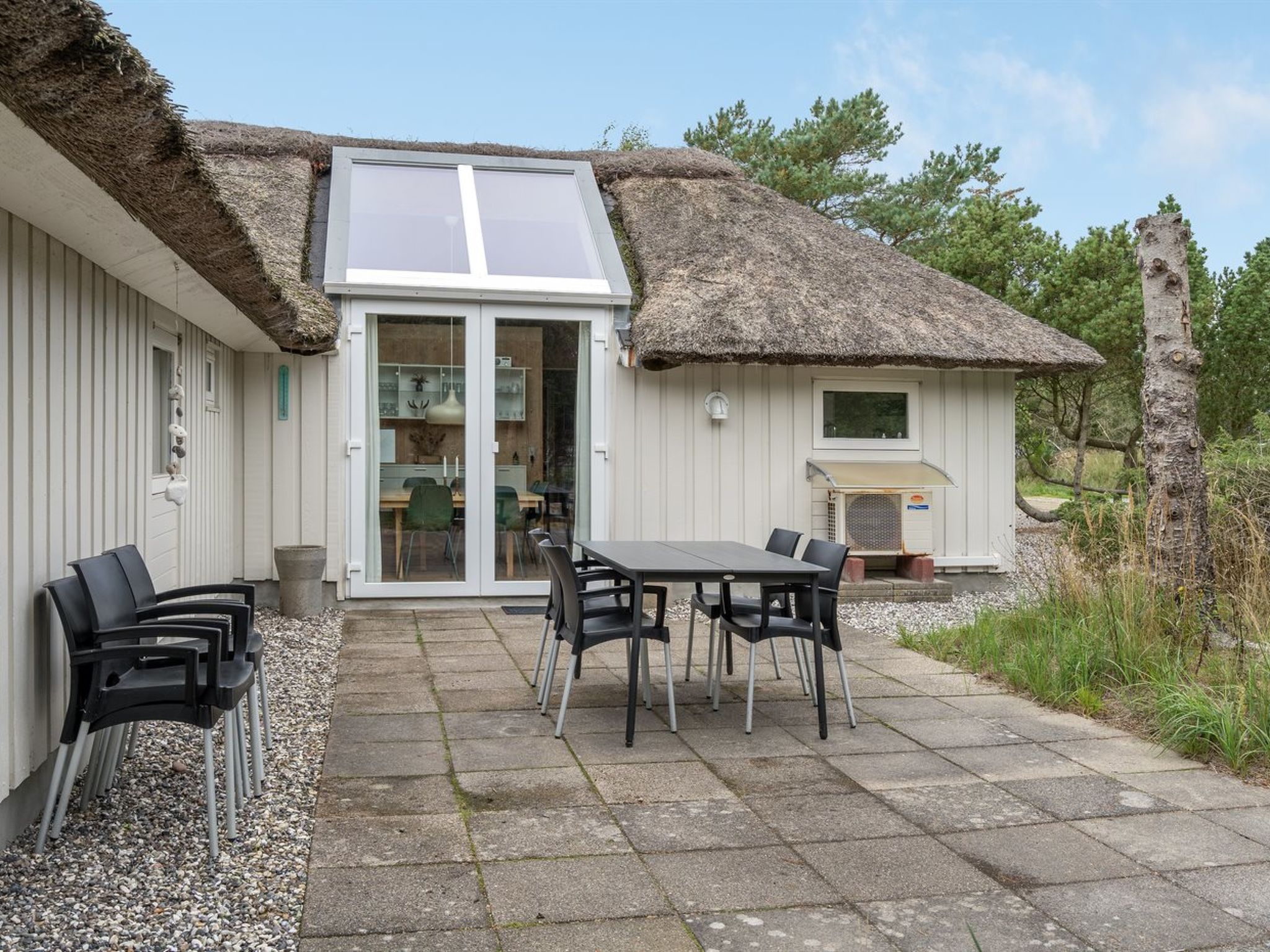 "Waldar" - 900m from the sea - Buiten