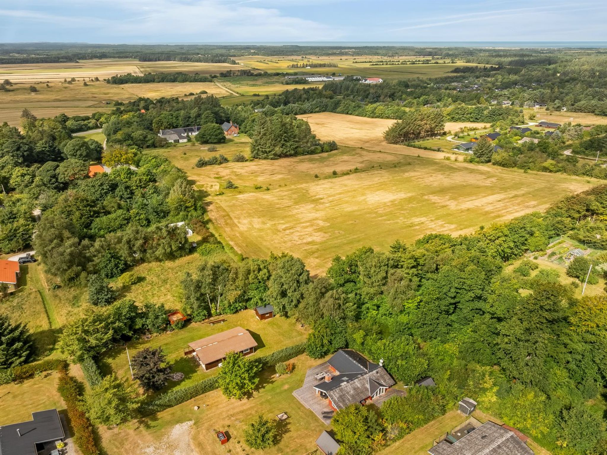 "Thurir" - 4km from the sea - Buiten