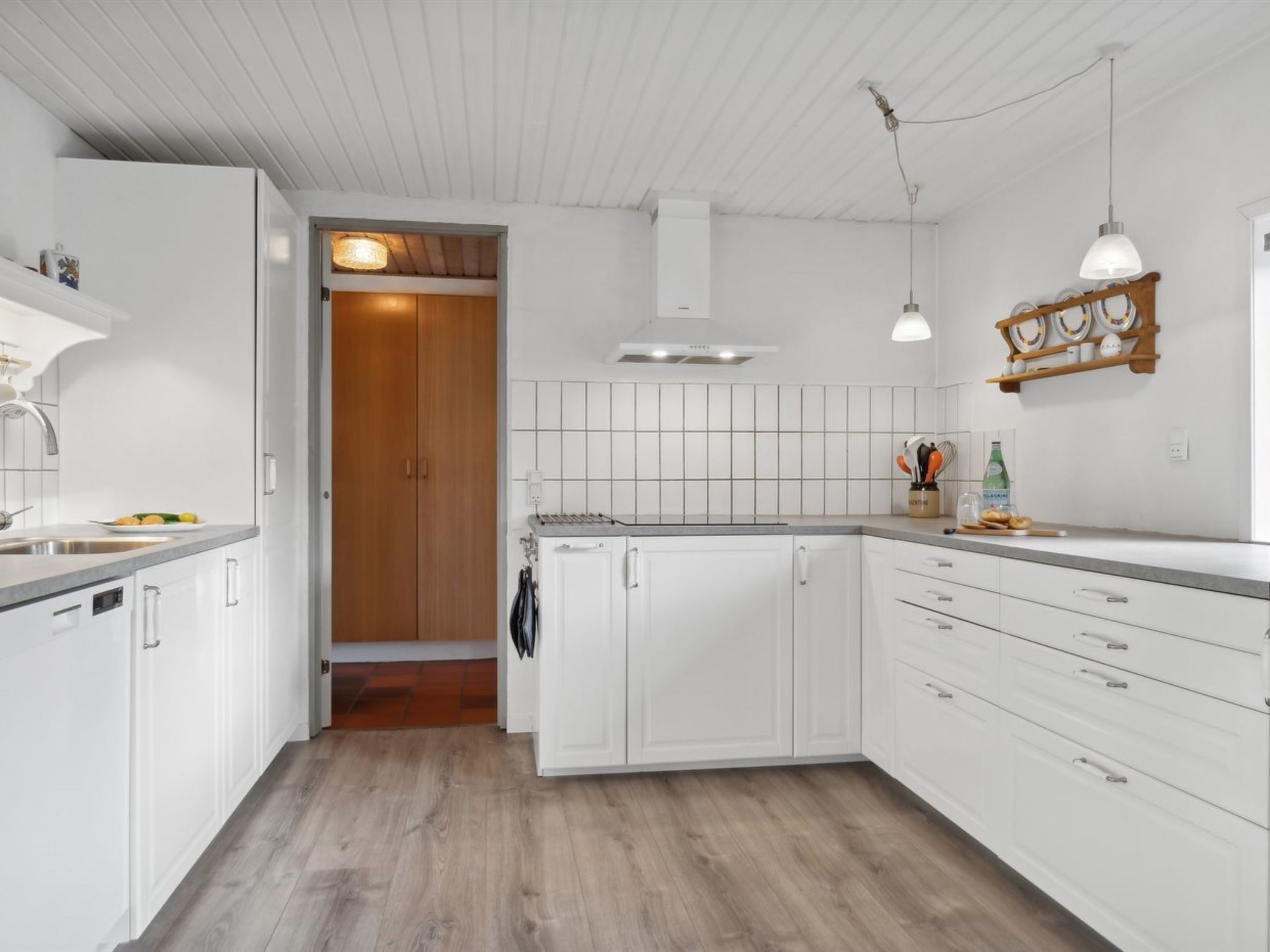 "Justine" - 600m from the sea - Binnen