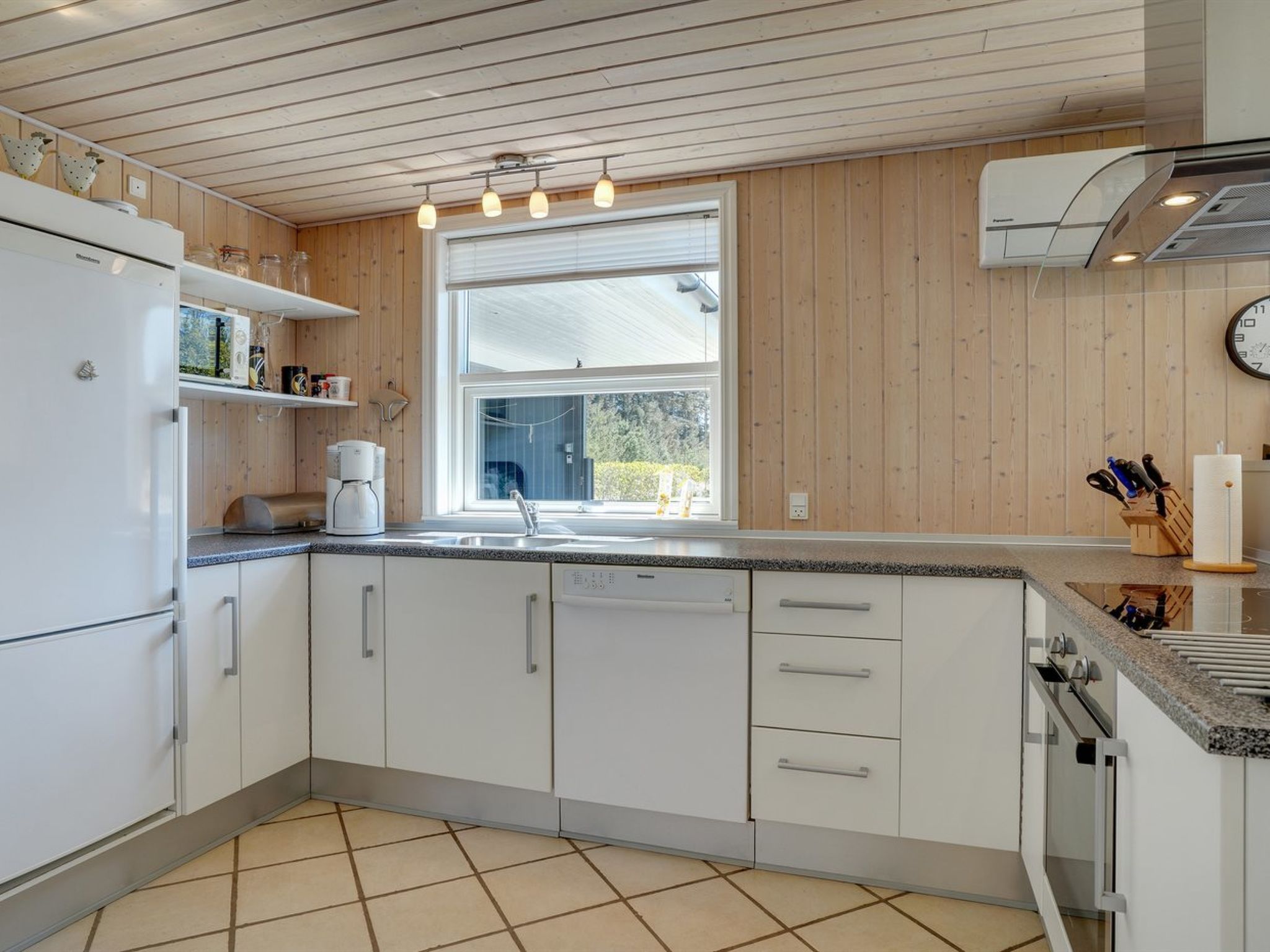 "Wilja" - 400m from the sea - Binnen