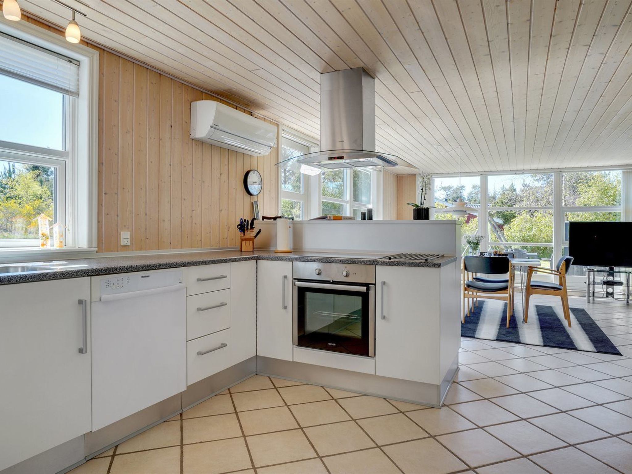 "Wilja" - 400m from the sea - Binnen