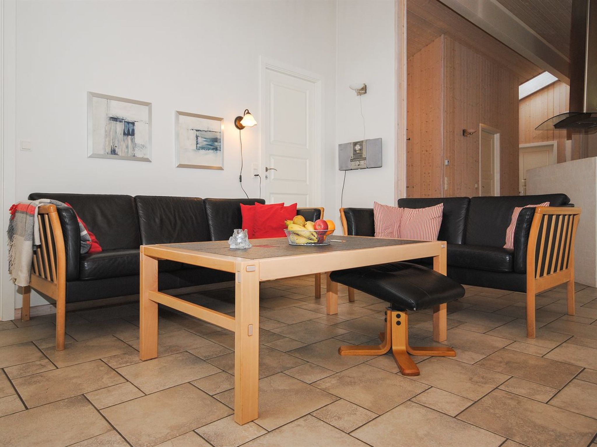 "Tamika" - 950m from the sea - Binnen