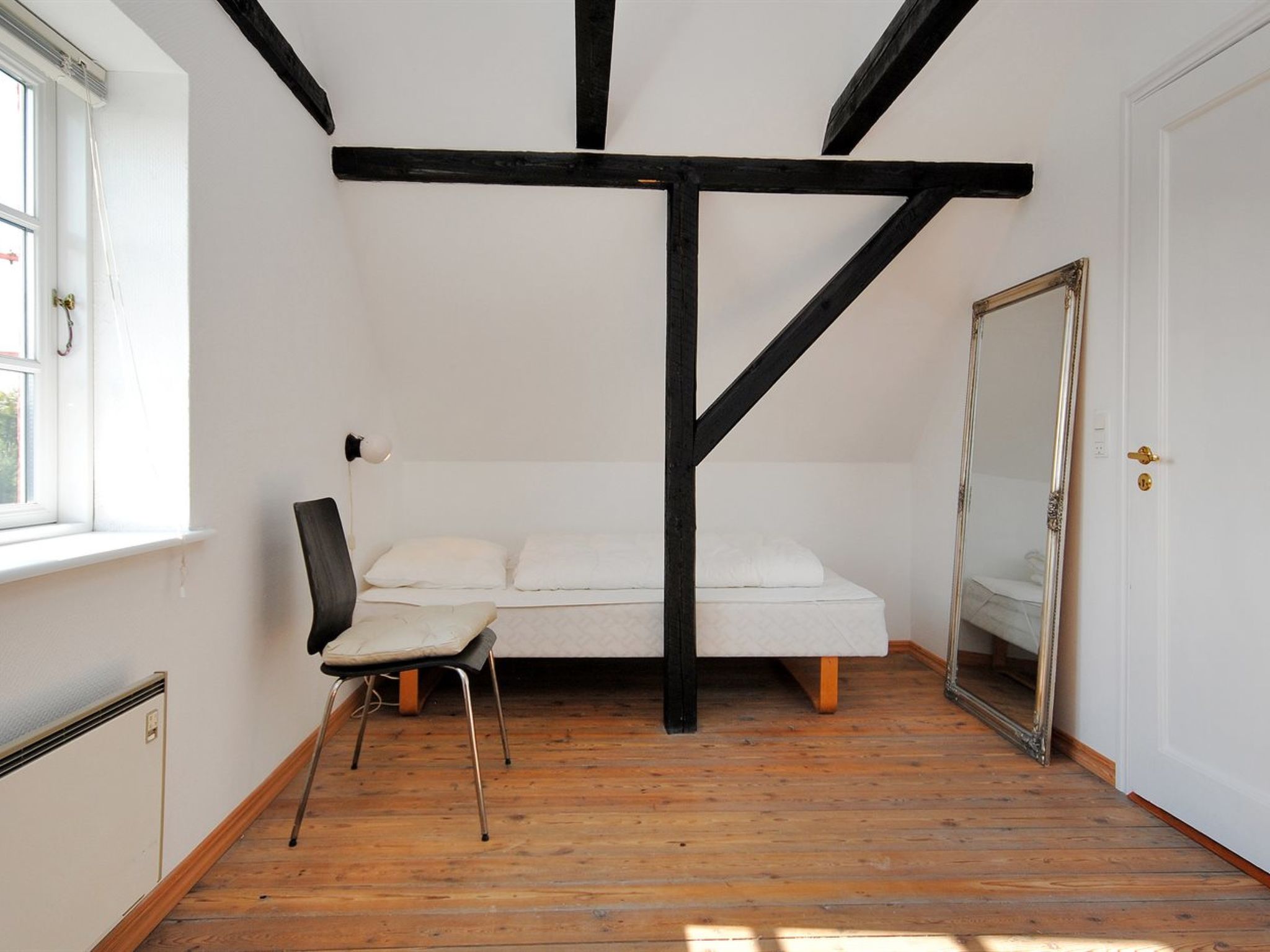 "Indi" - 400m from the sea - Binnen