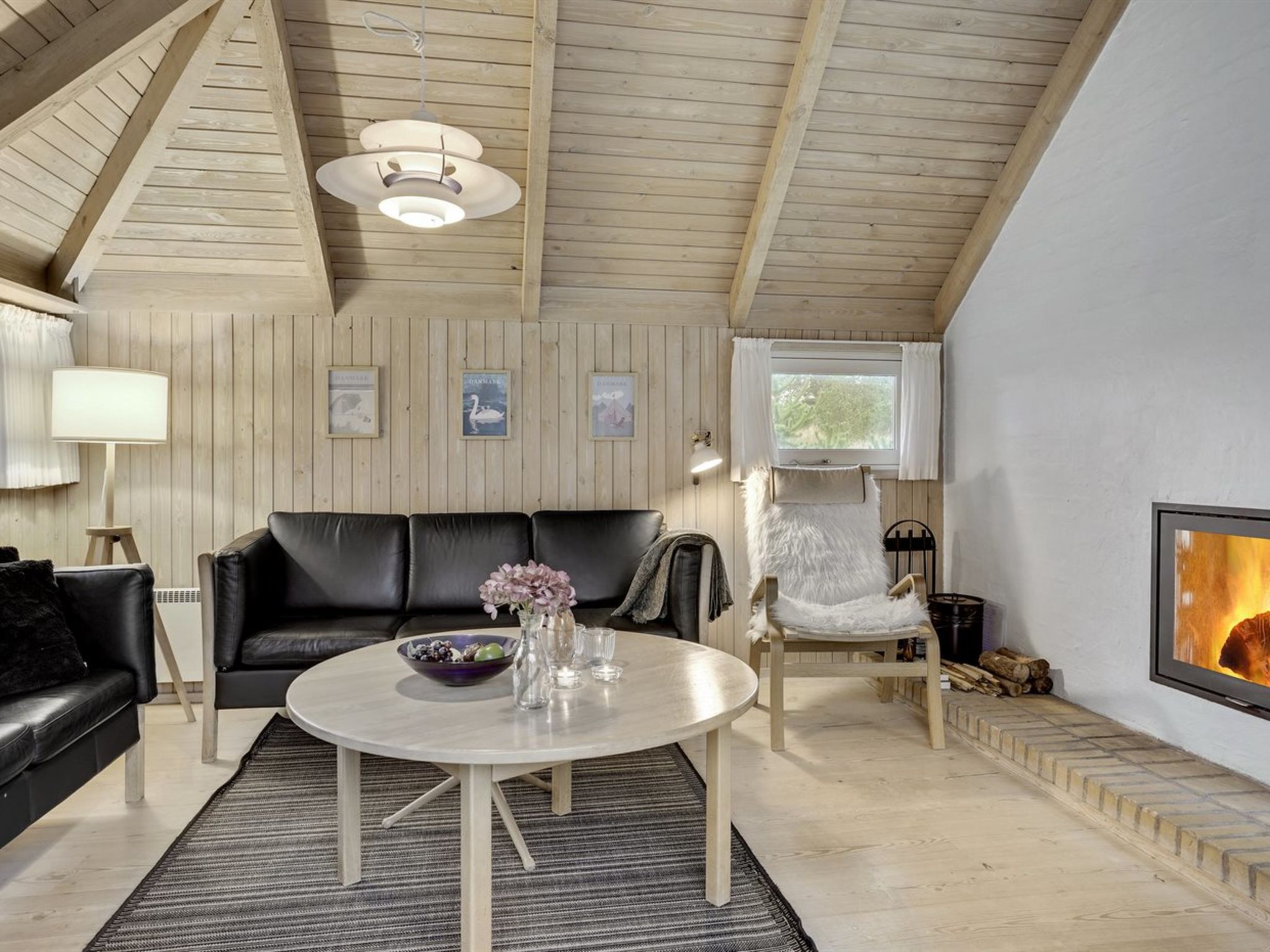 "Catarine" - 1.1km from the sea-Inside