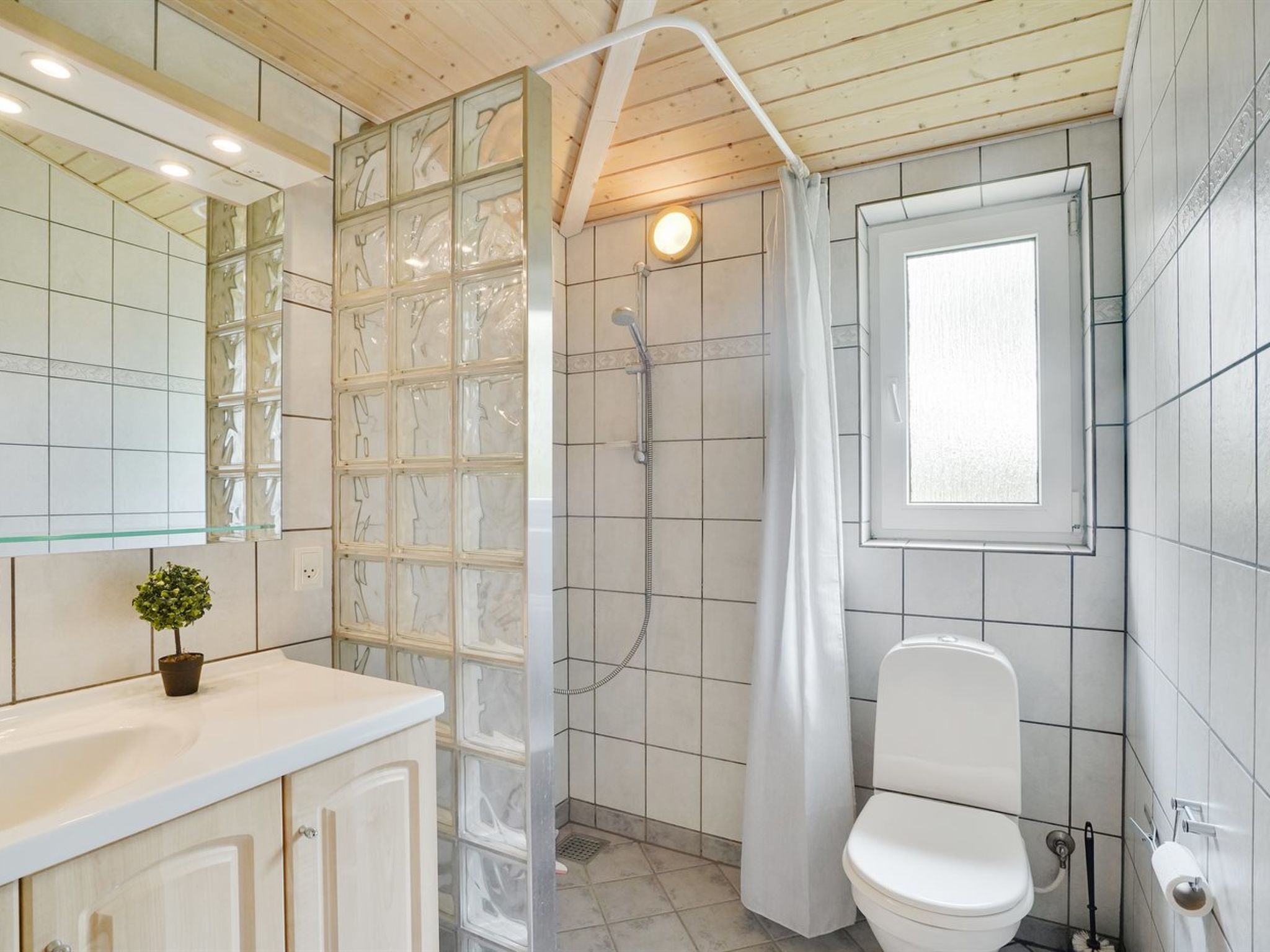 "Els" - 900m from the sea - Drinnen