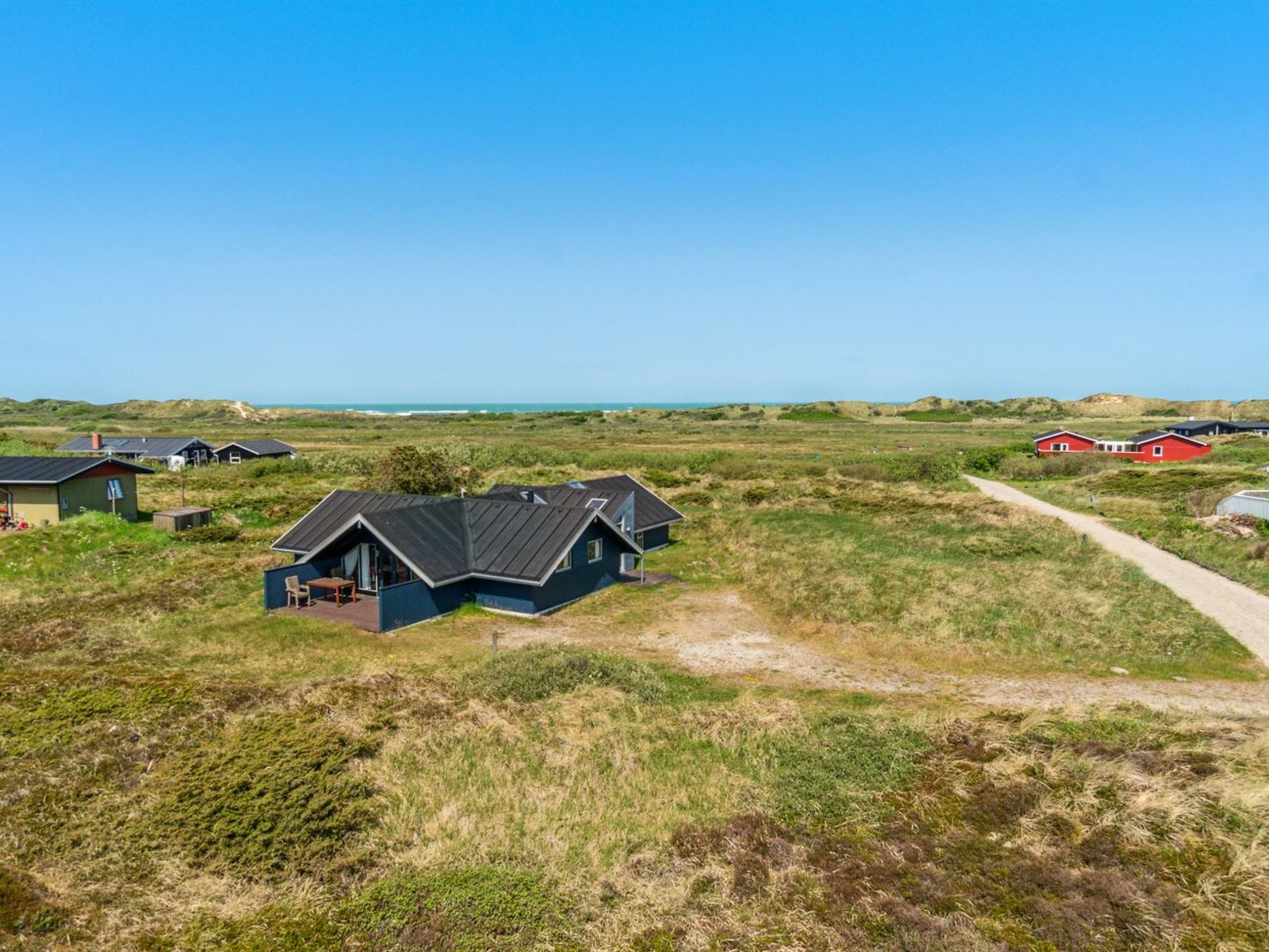 "Henri" - 500m from the sea - Outside