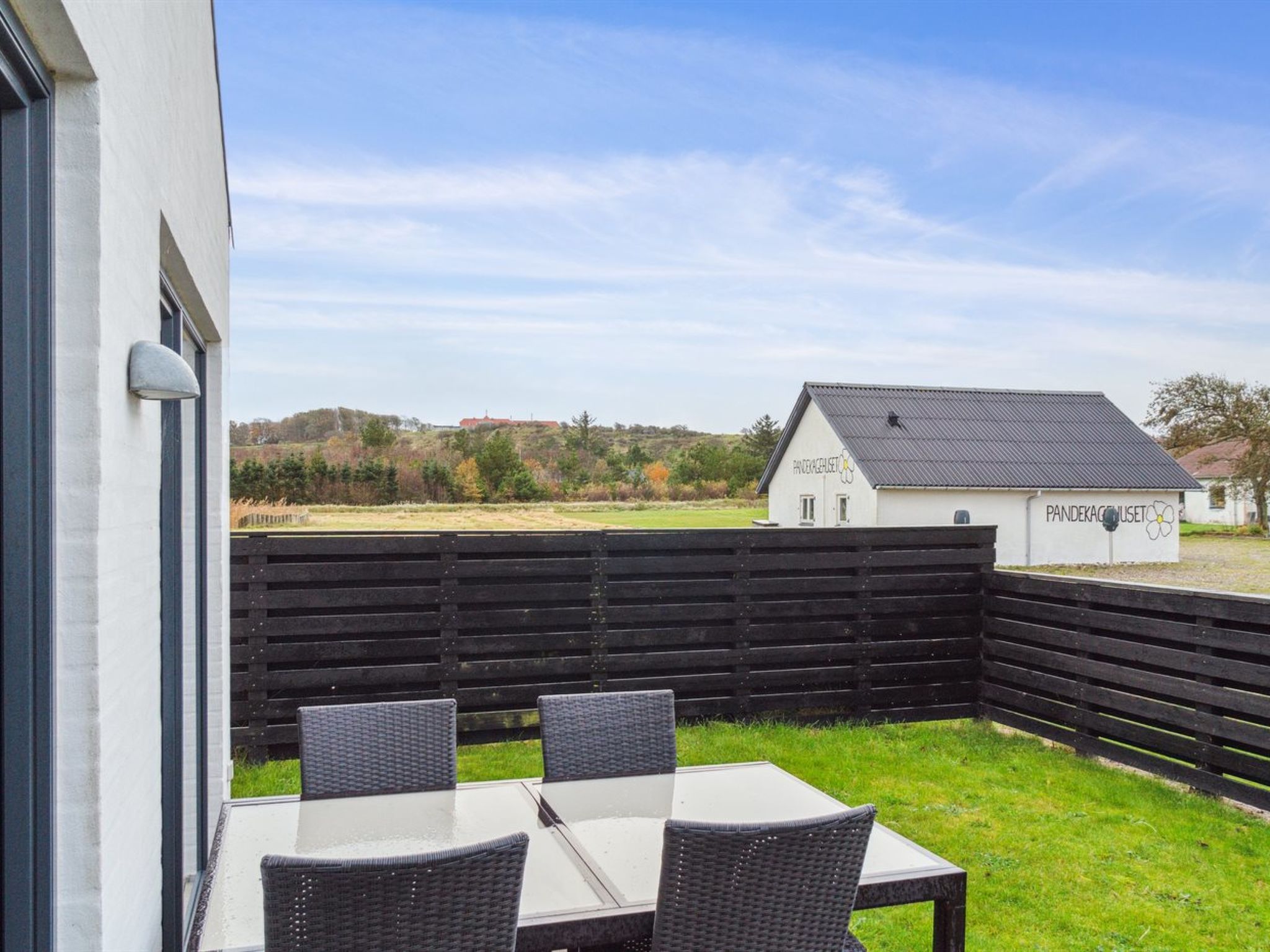 "Helemine" - 400m from the sea - Buiten