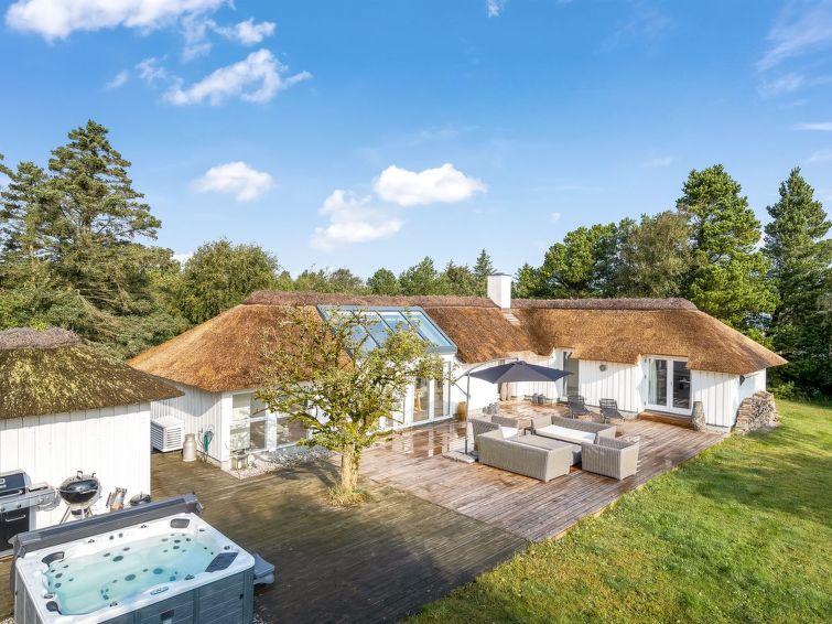 Vakantiehuis met whirlpool in Fjerritslev op 900m van zee in Fjerritslev