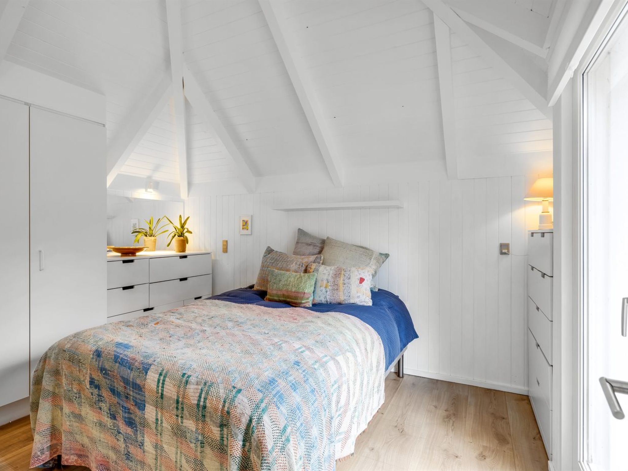 "Pihla" - 1.1km from the sea - Binnen