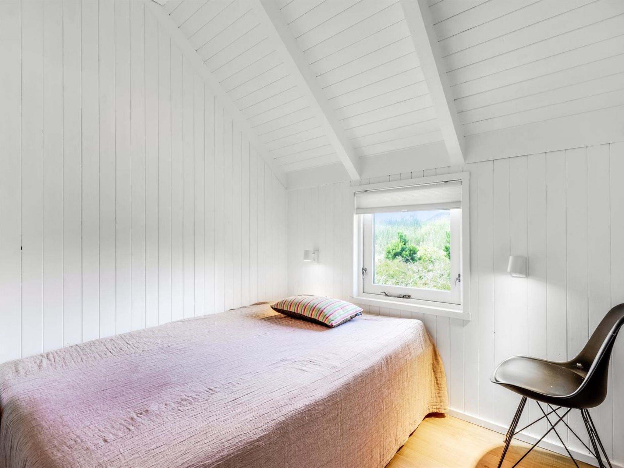 "Pihla" - 1.1km from the sea - Binnen