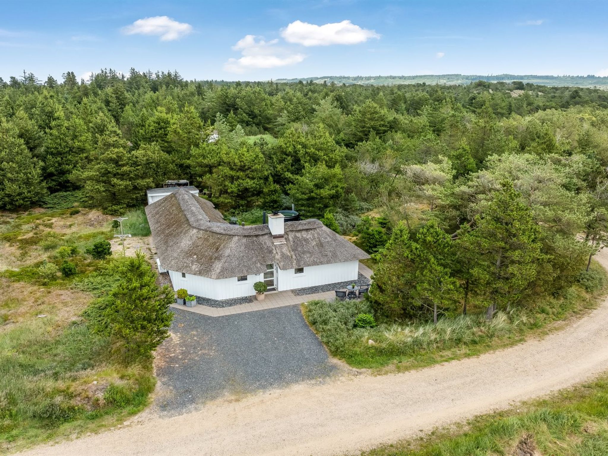 "Pihla" - 1.1km from the sea - Buiten