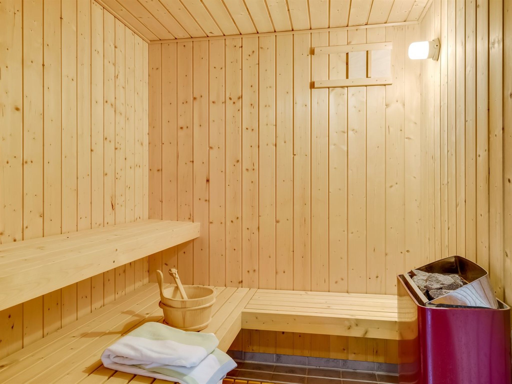 "Zölestine" -  from the sea-Binnen