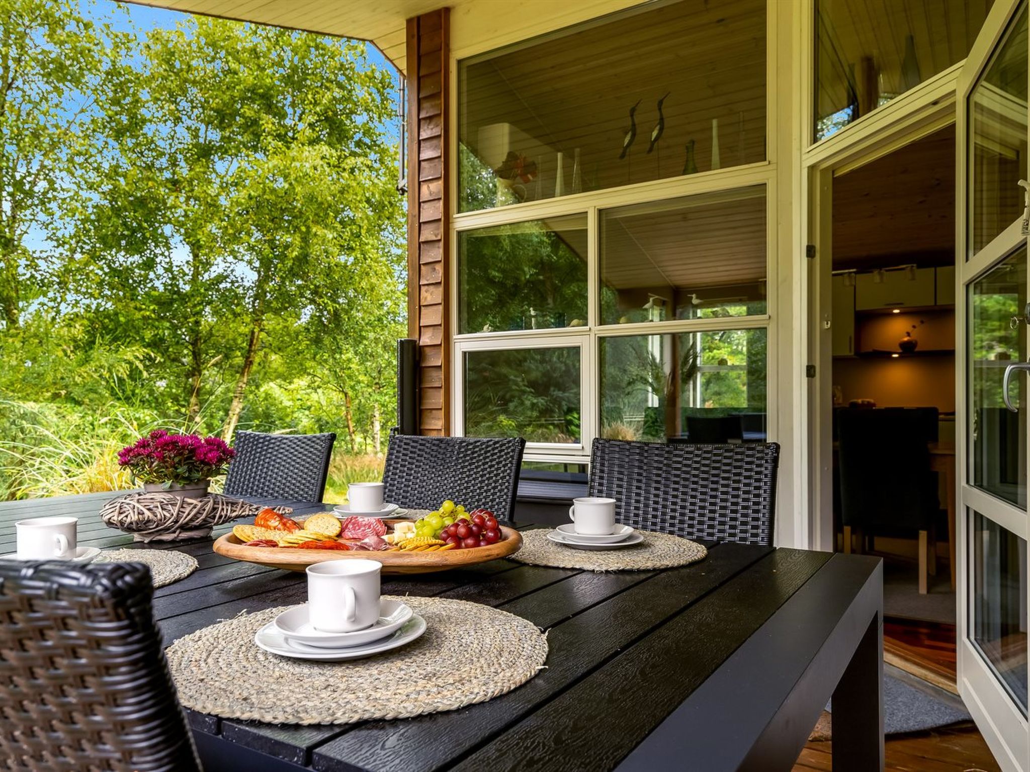 "Zölestine" -  from the sea-Buiten