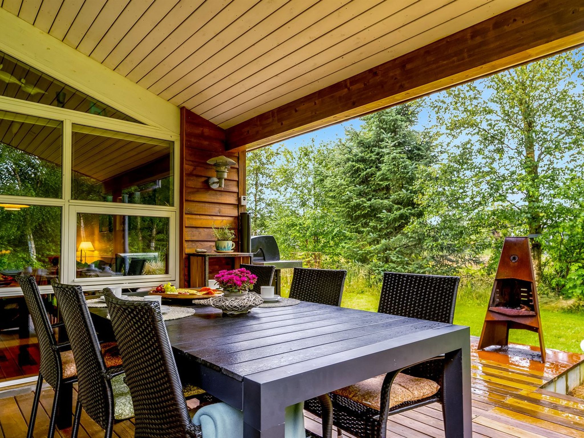 "Zölestine" -  from the sea-Buiten