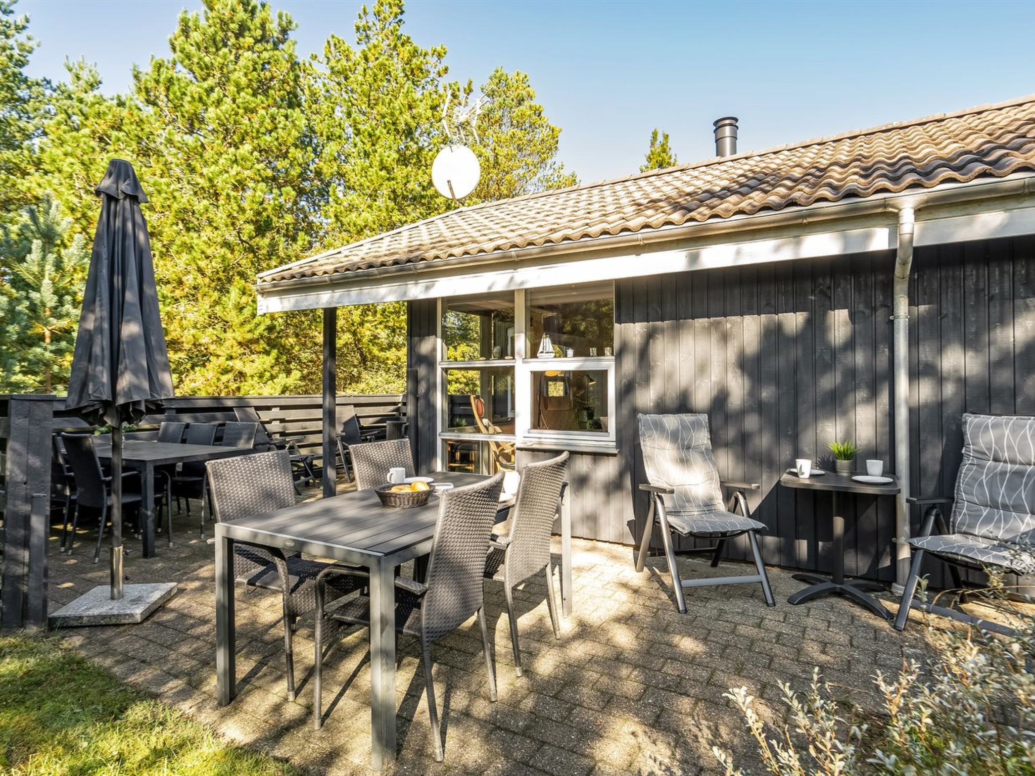 "Matthea" - 900m from the sea