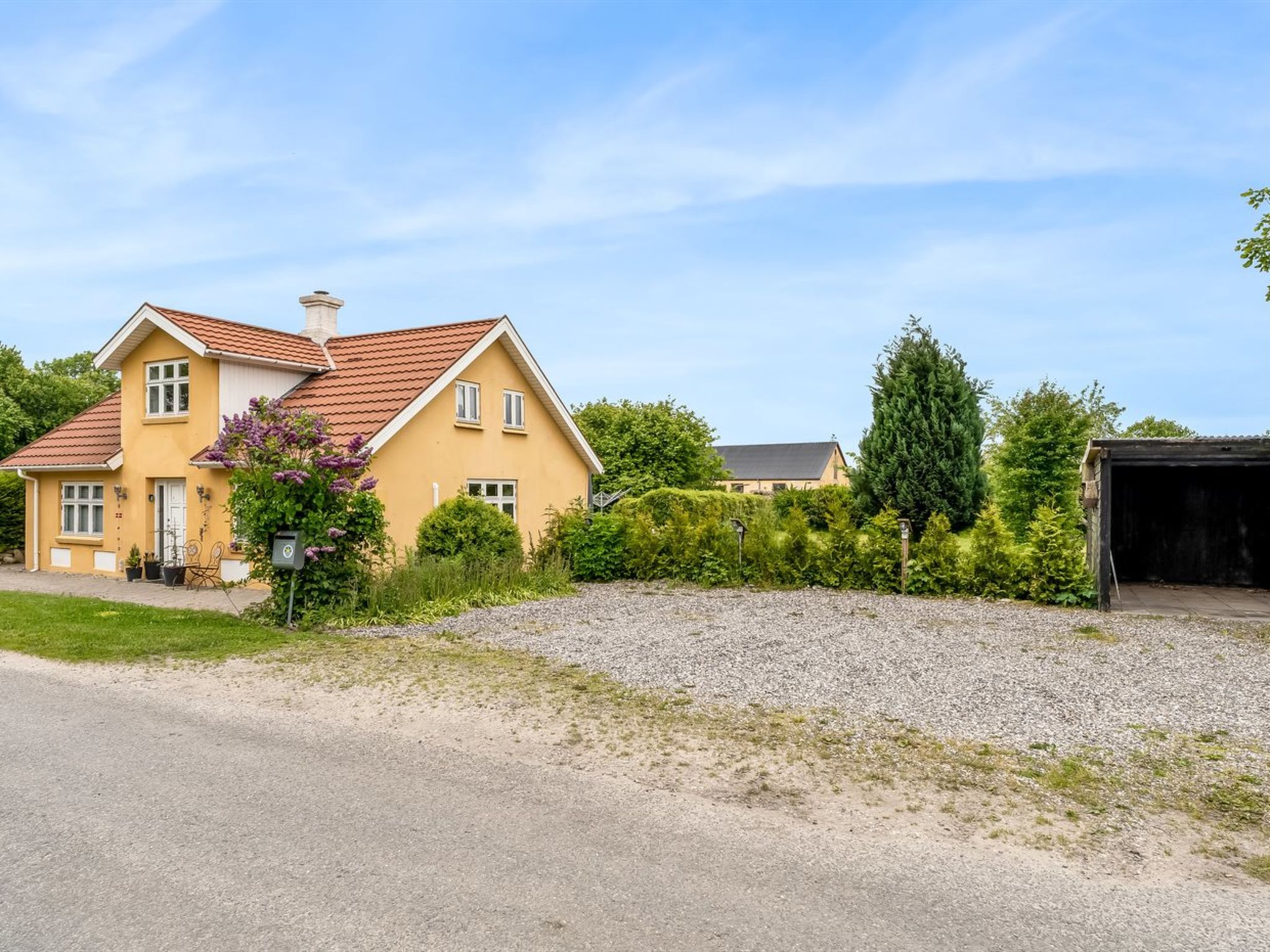 "Elza" - 2.5km from the sea - Buiten