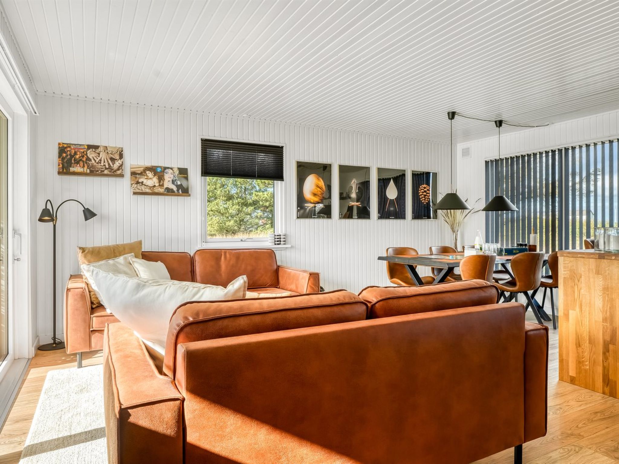 "Sarika" - 500m from the sea - Binnen
