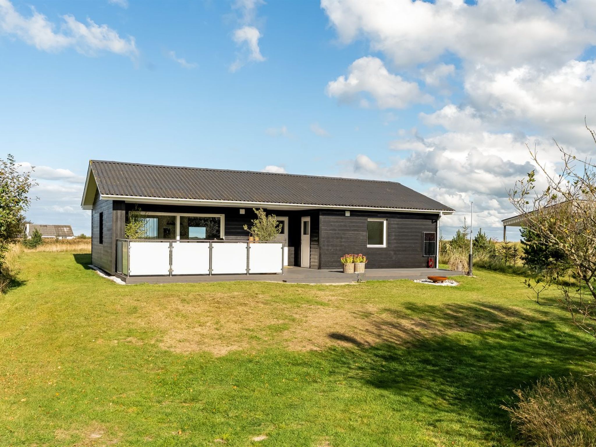 "Sarika" - 500m from the sea - Buiten