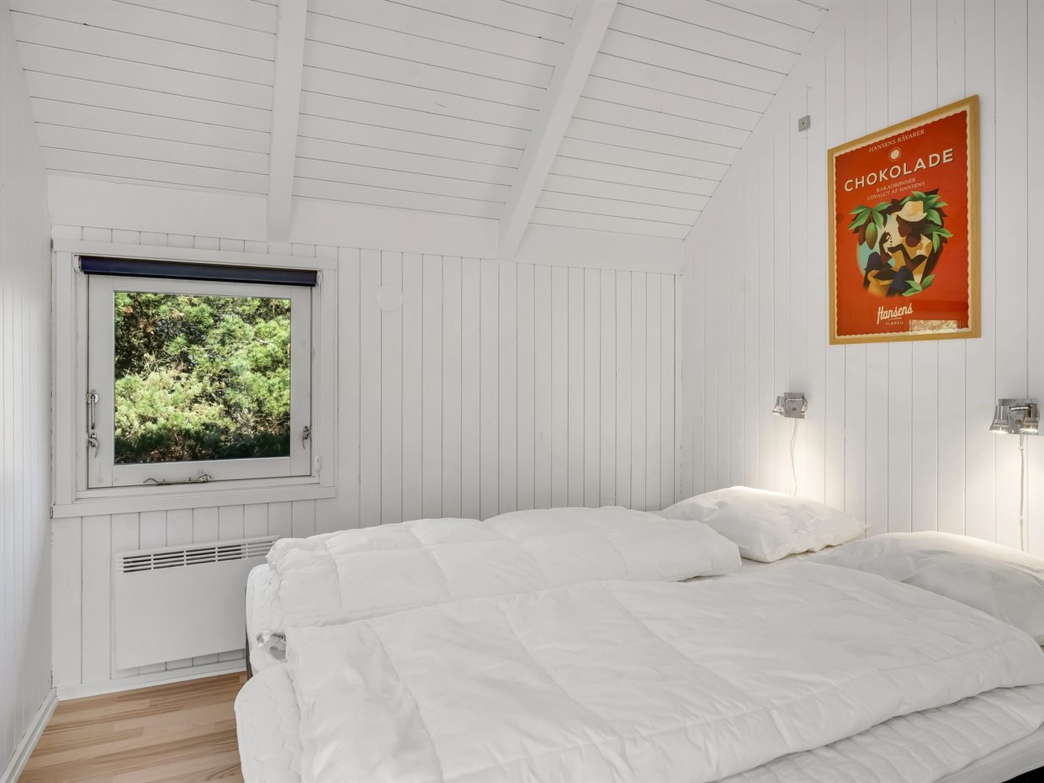 "Udder" - 1.3km from the sea - Inside