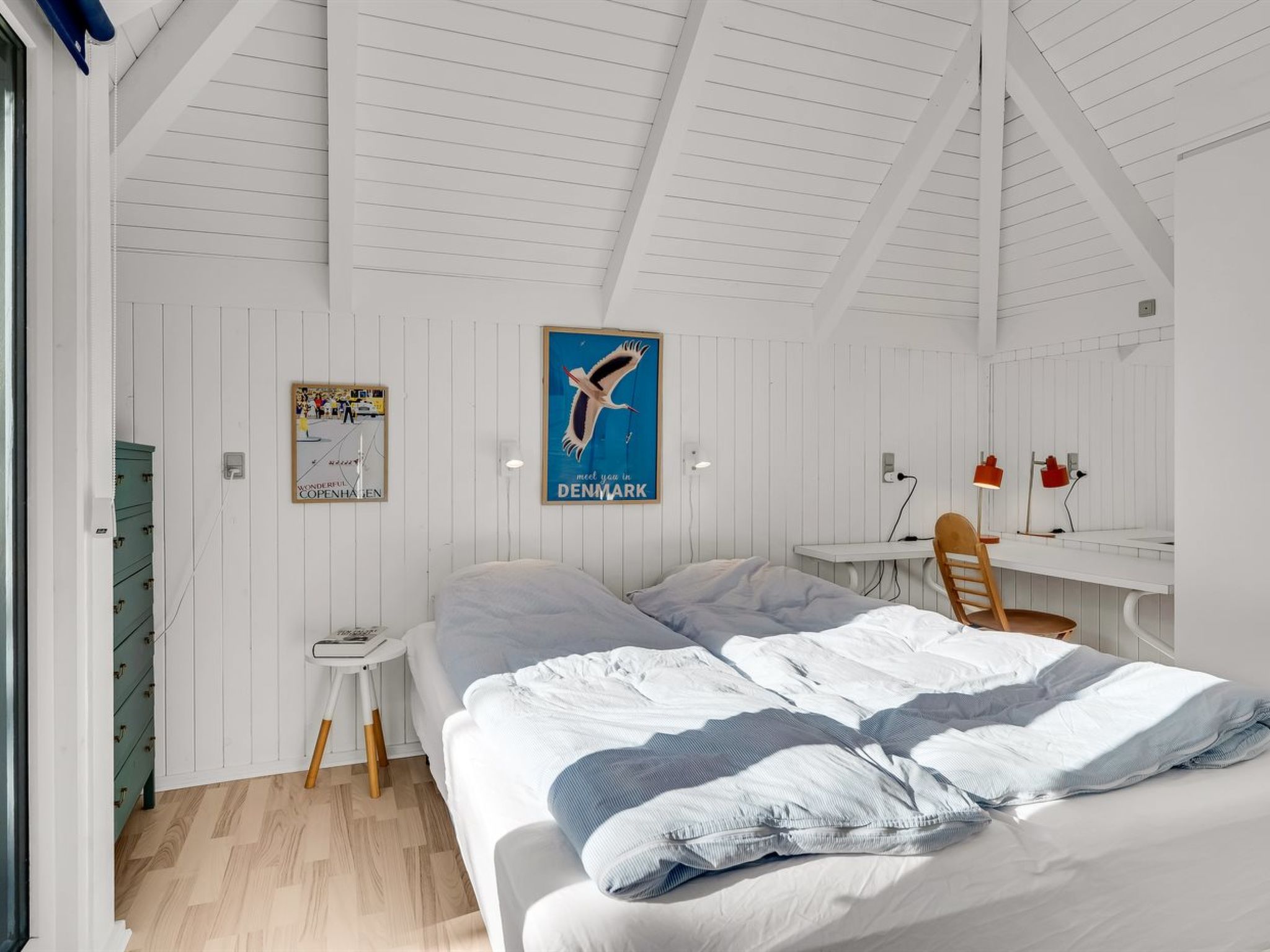 "Udder" - 1.3km from the sea - Inside