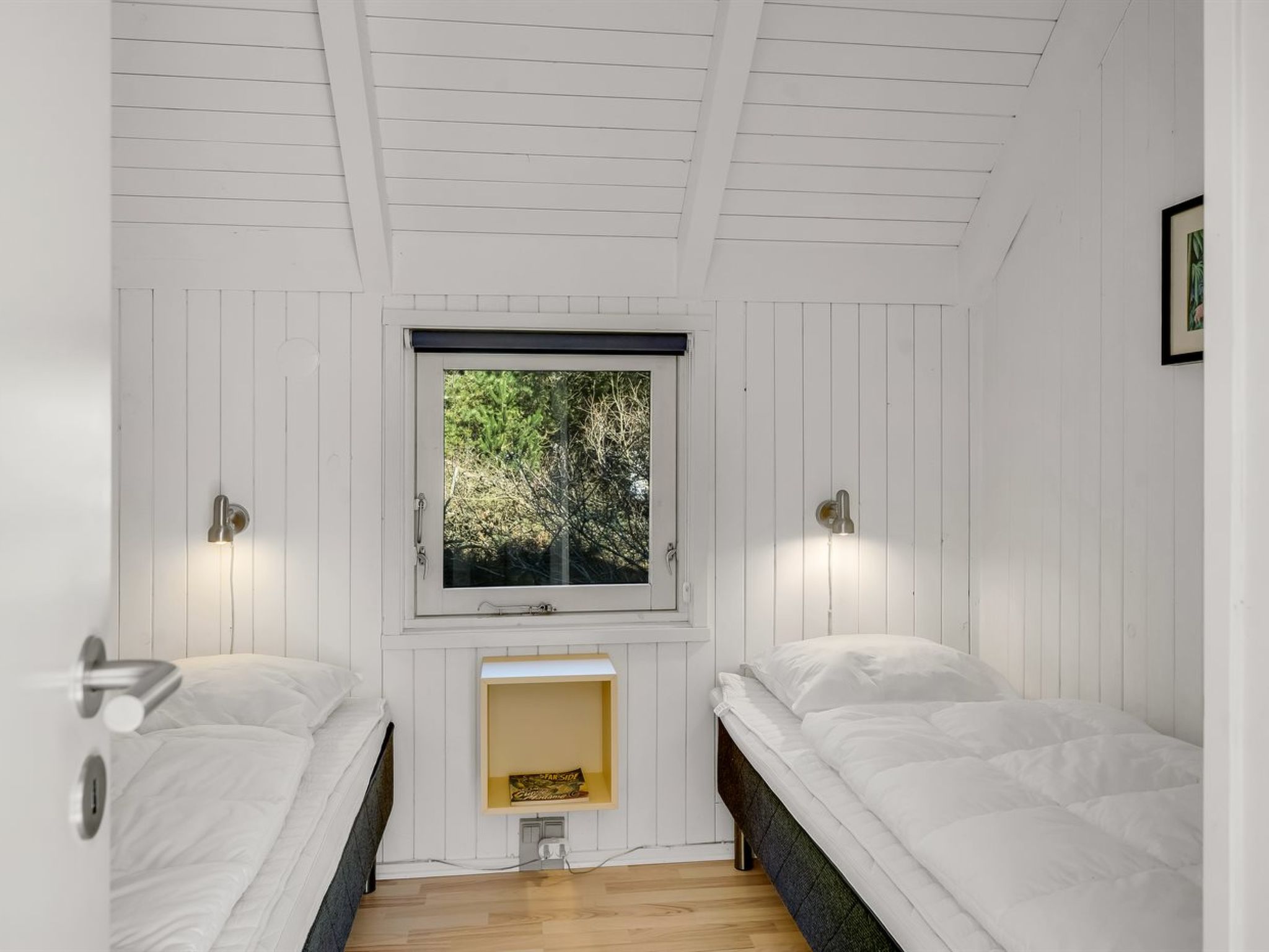"Udder" - 1.3km from the sea - Inside
