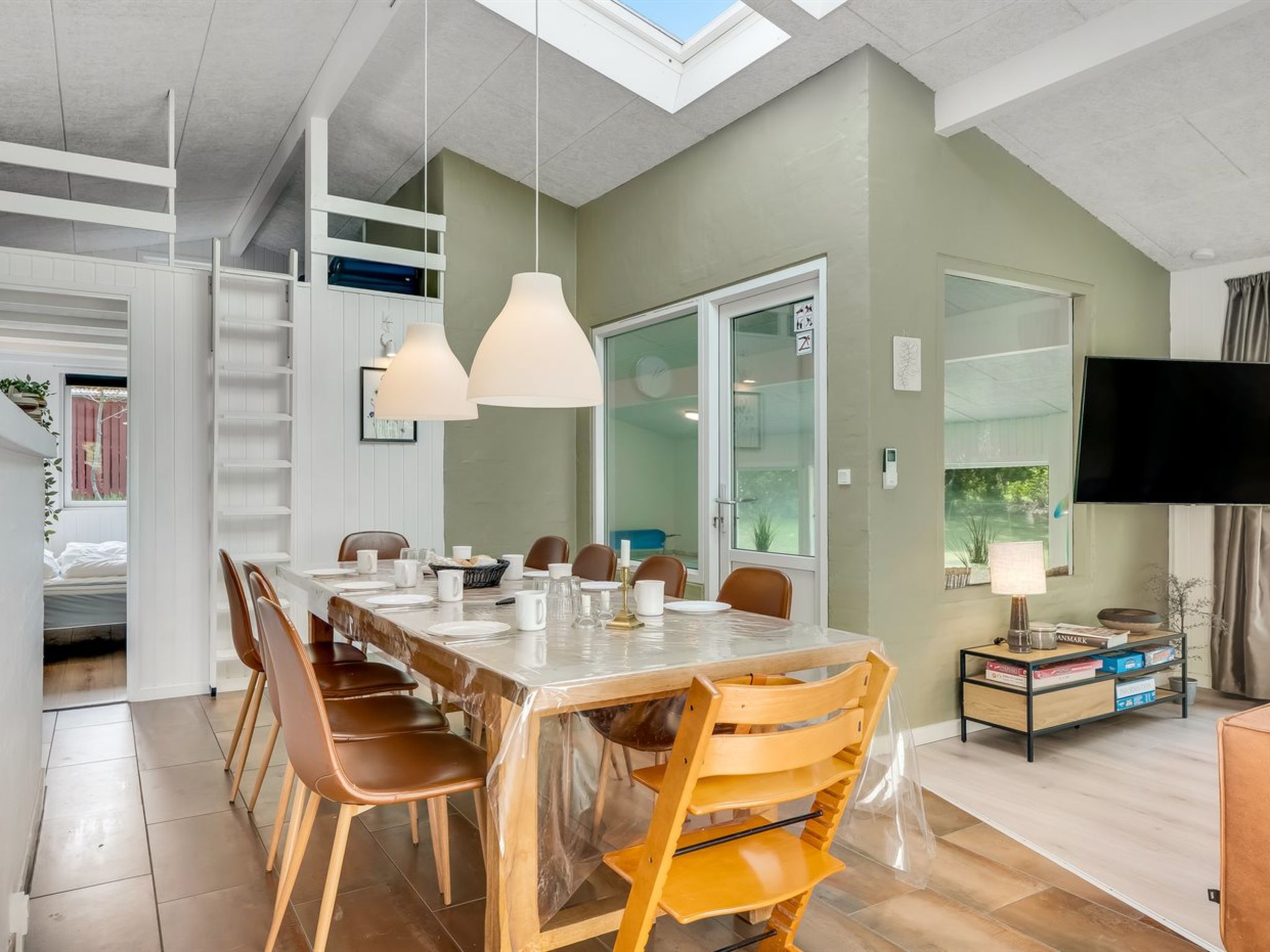 "Anemette" - 900m from the sea - Drinnen