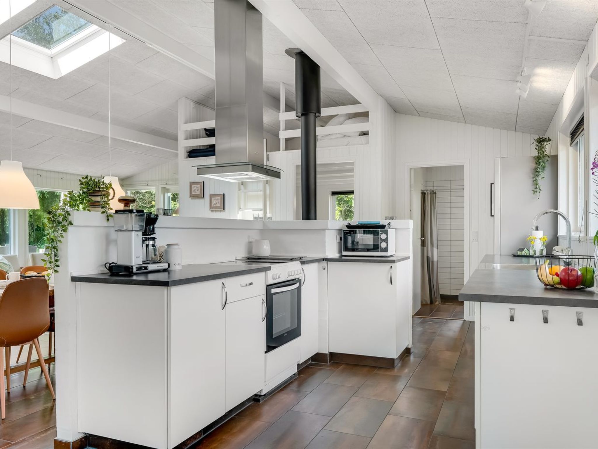 "Anemette" - 900m from the sea - Drinnen