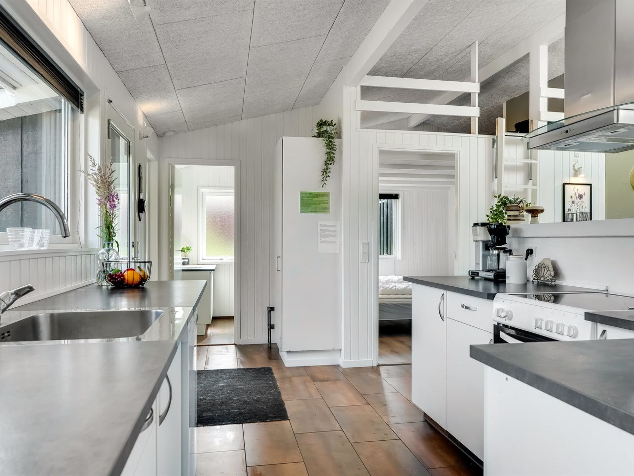 "Anemette" - 900m from the sea - Drinnen