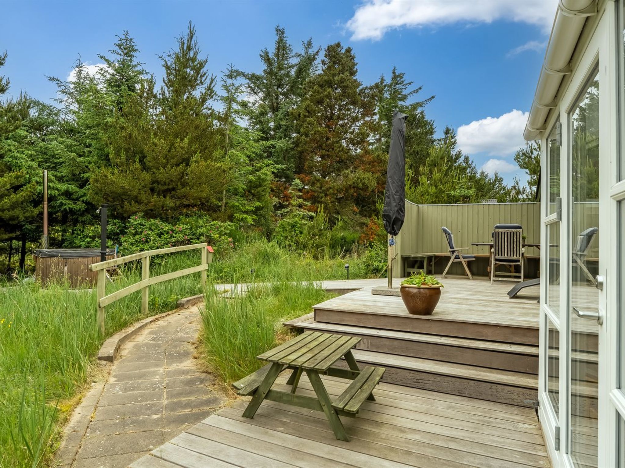 "Nikoletta" - 150m from the sea - Buiten
