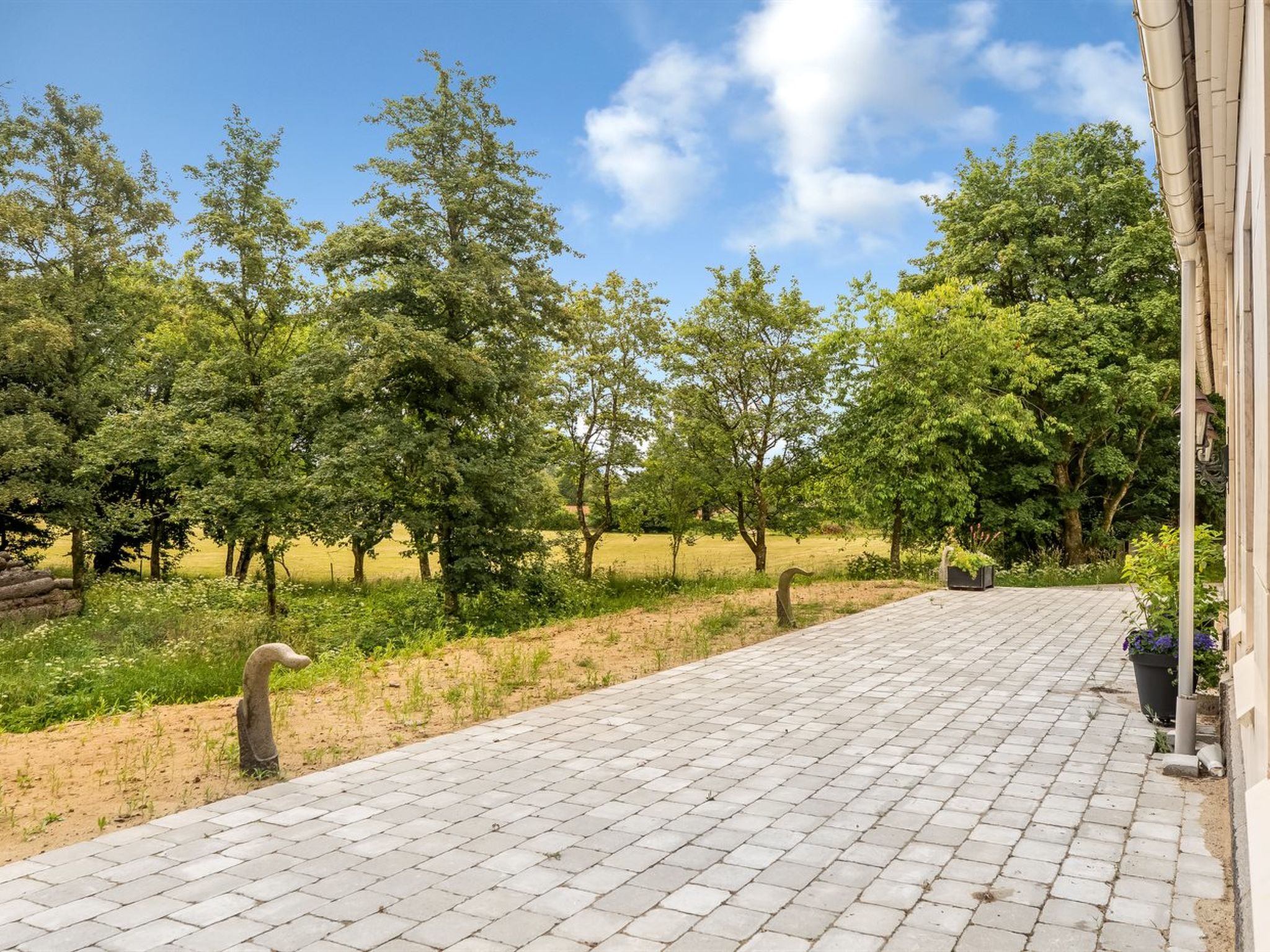 "Ajna" - 20.9km from the sea - Buiten