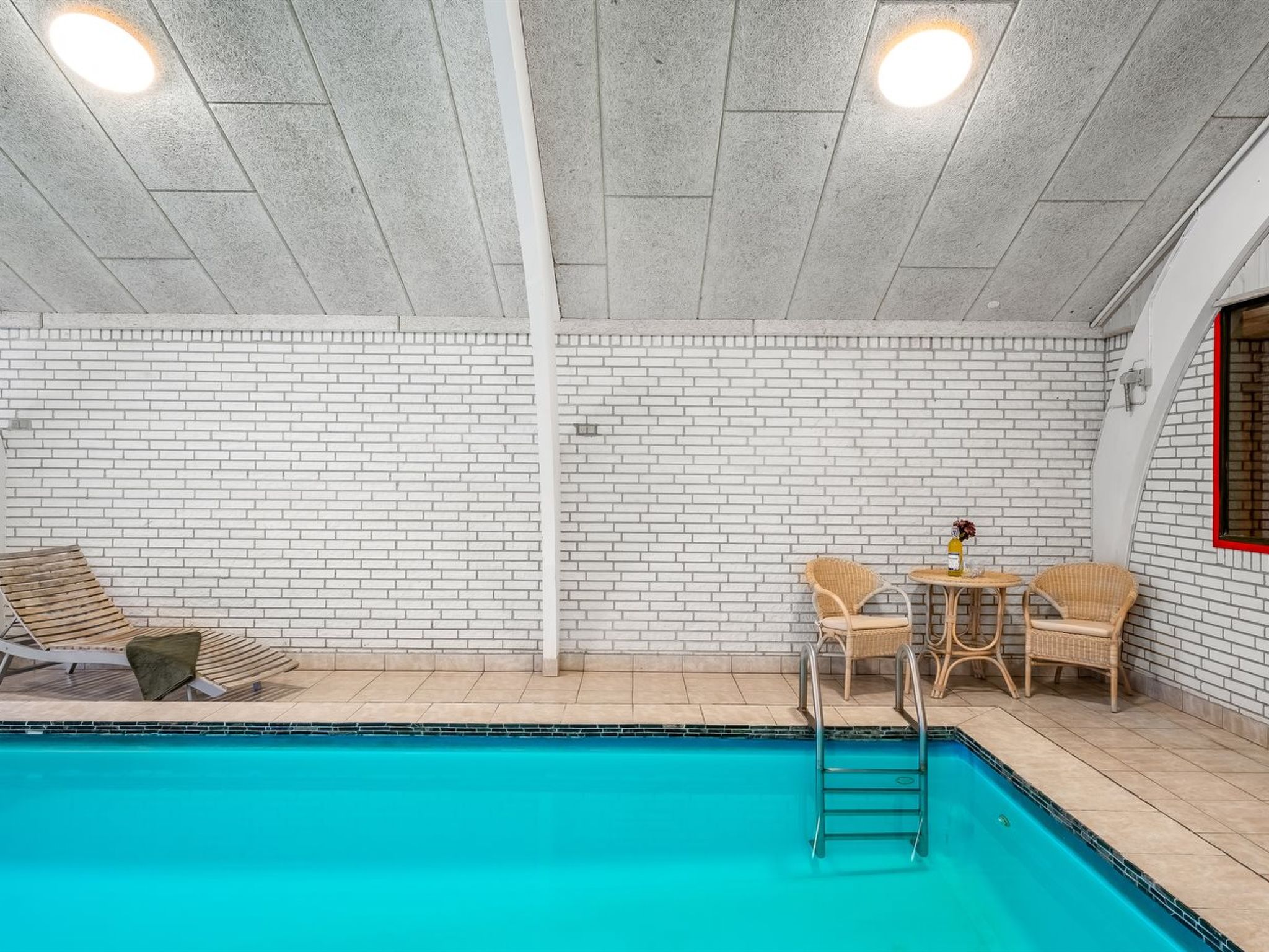 "Stilla" - 19km from the sea — Pool Outdoor (5 of 42)