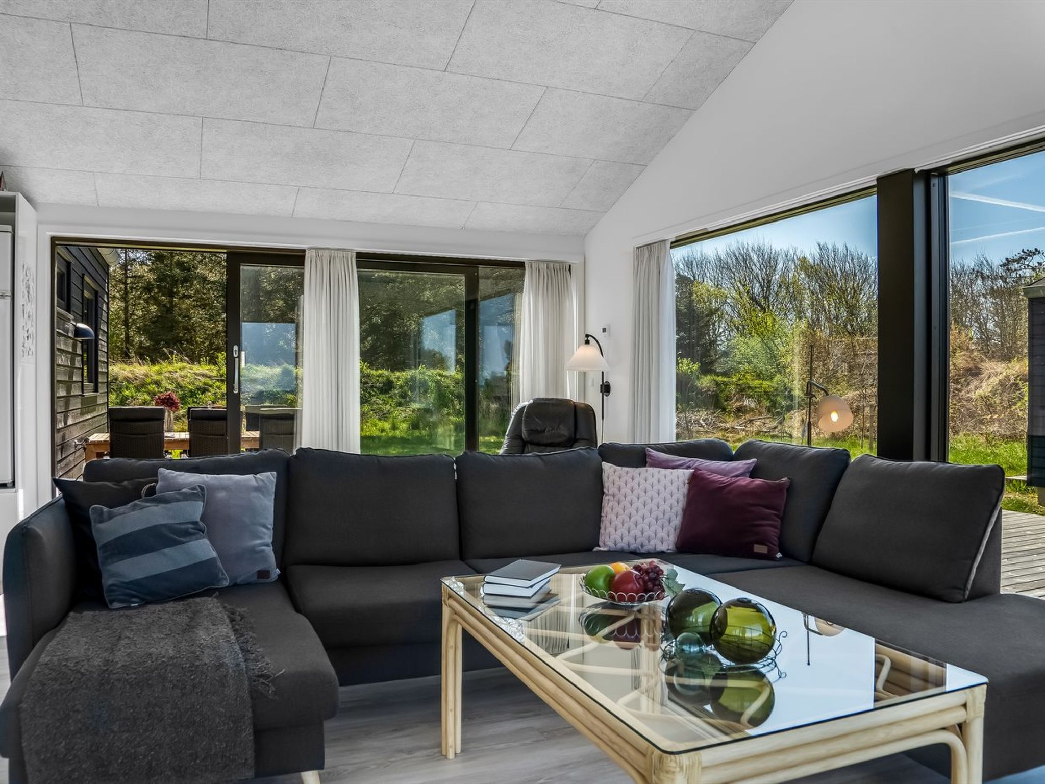"Merete" - 900m from the sea - Binnen