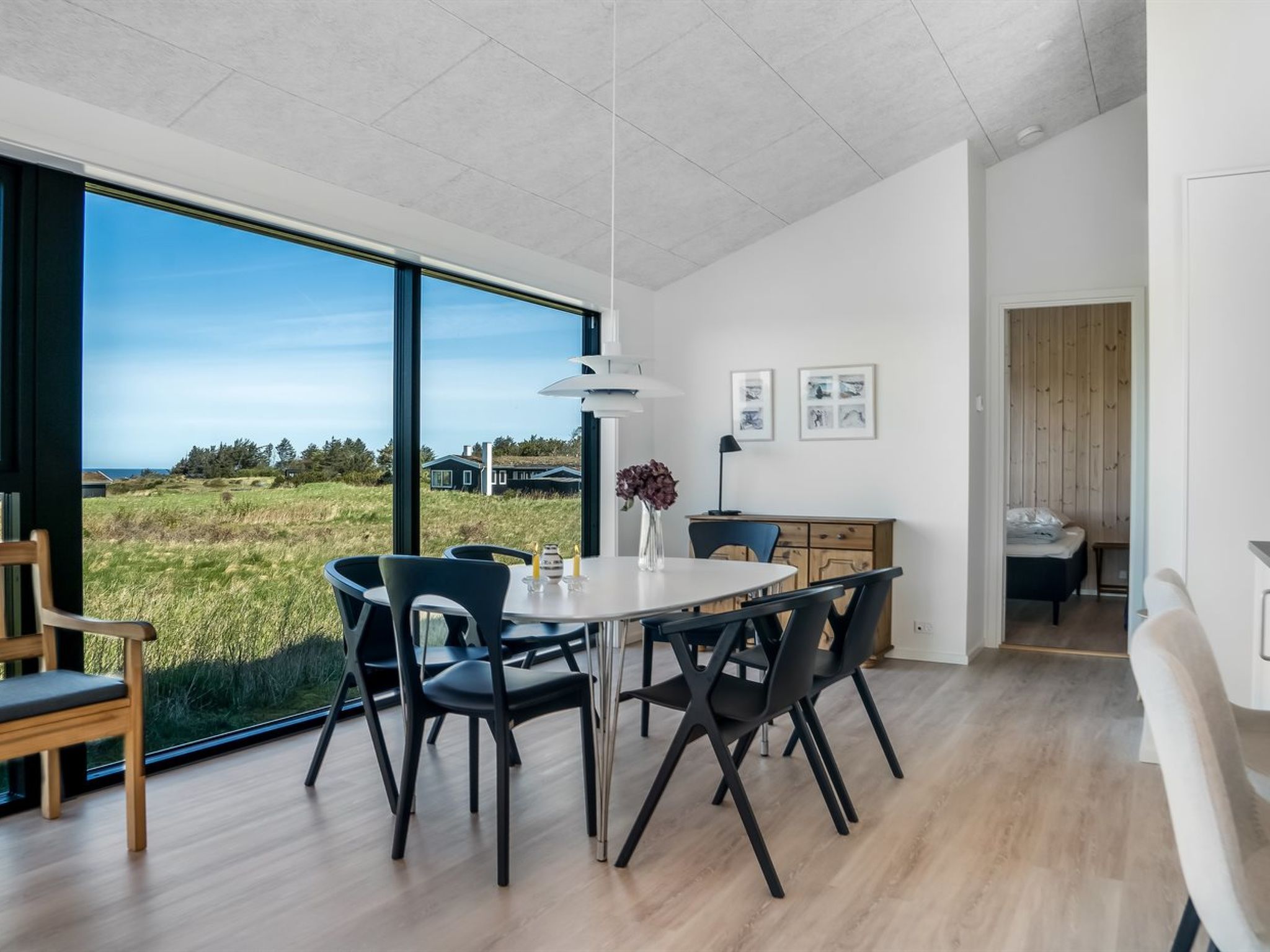"Merete" - 900m from the sea - Binnen