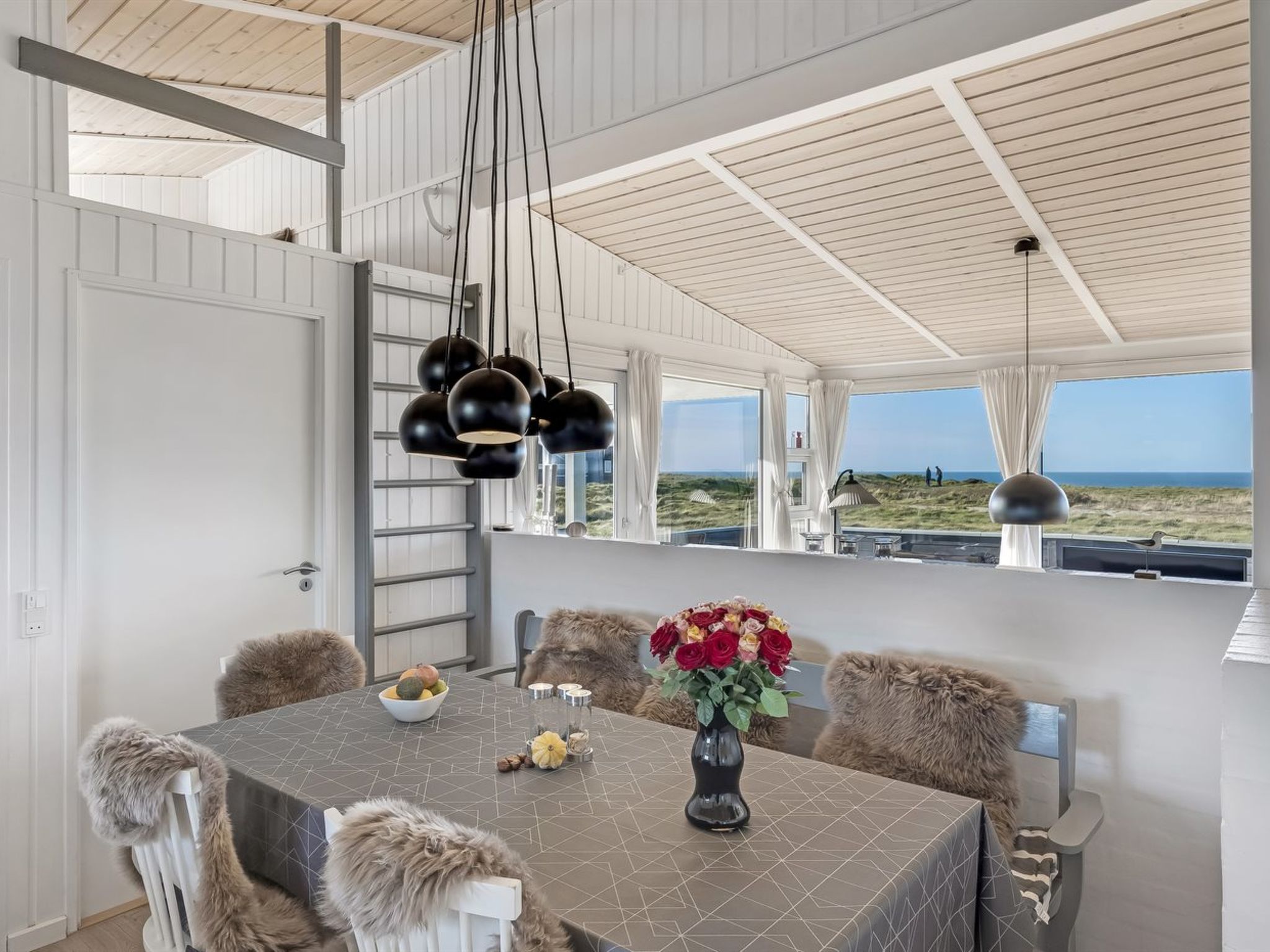 "Dyri" - 75m from the sea