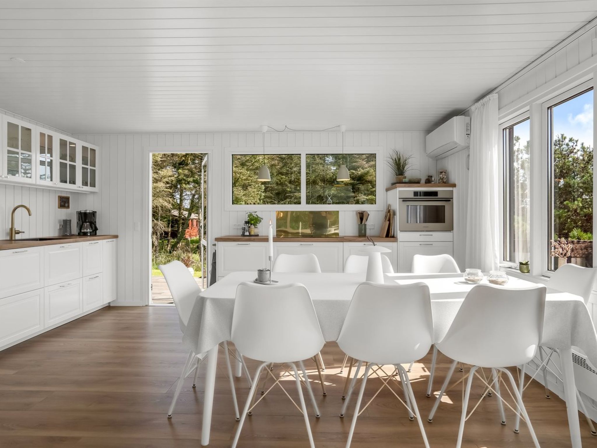 "Tuke" - 400m from the sea