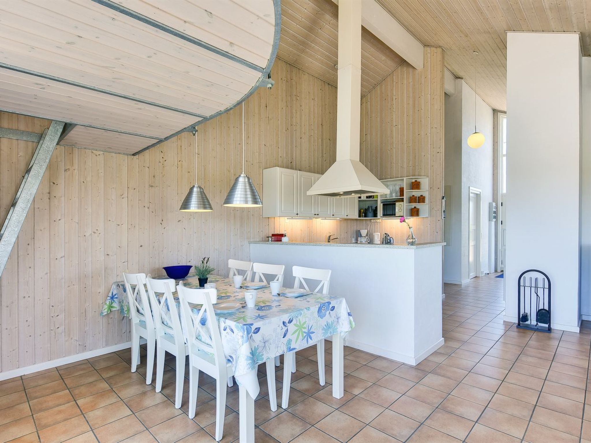 "Dorethea" - 300m from the sea-Inside