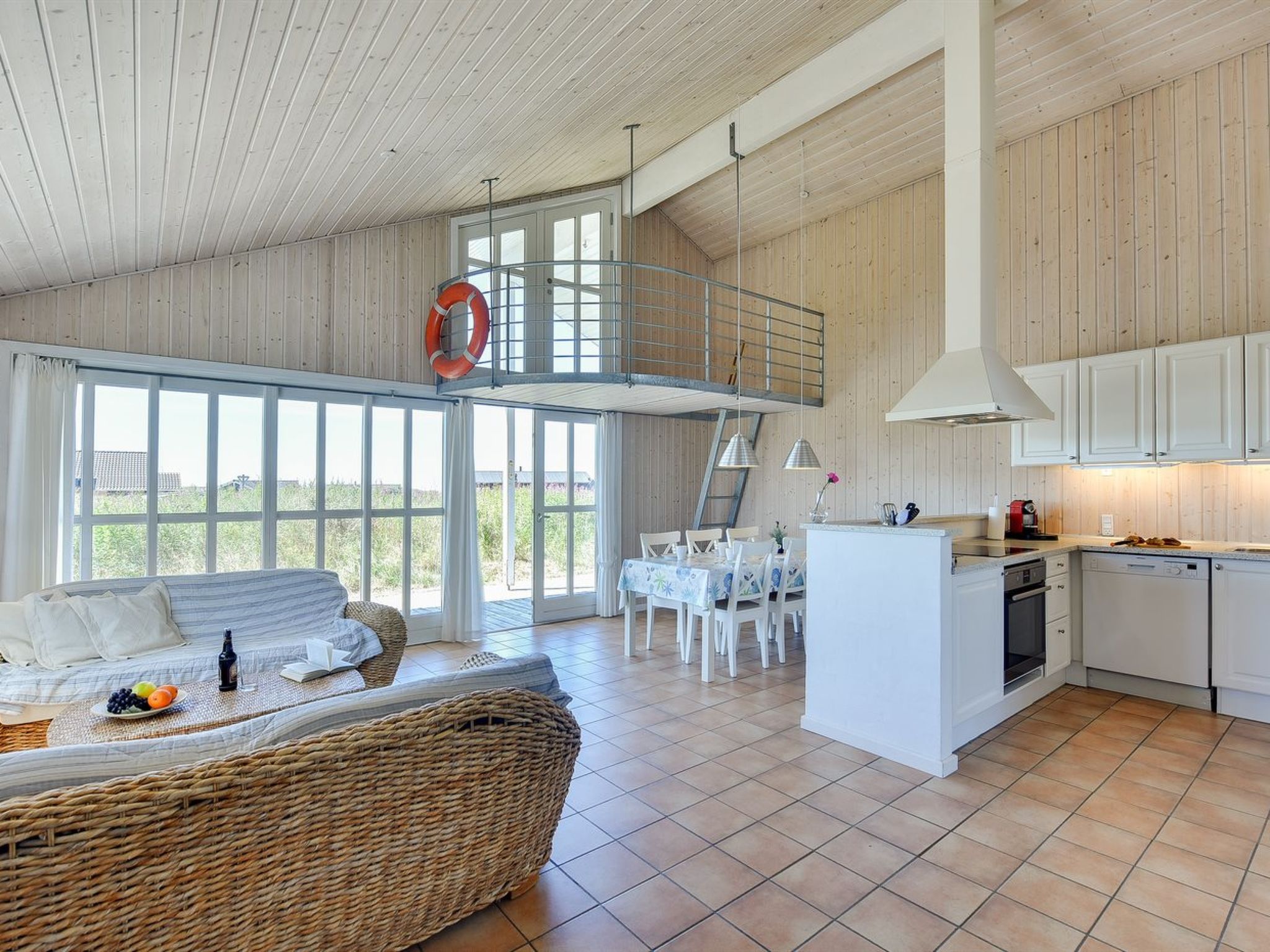 "Dorethea" - 300m from the sea - Binnen