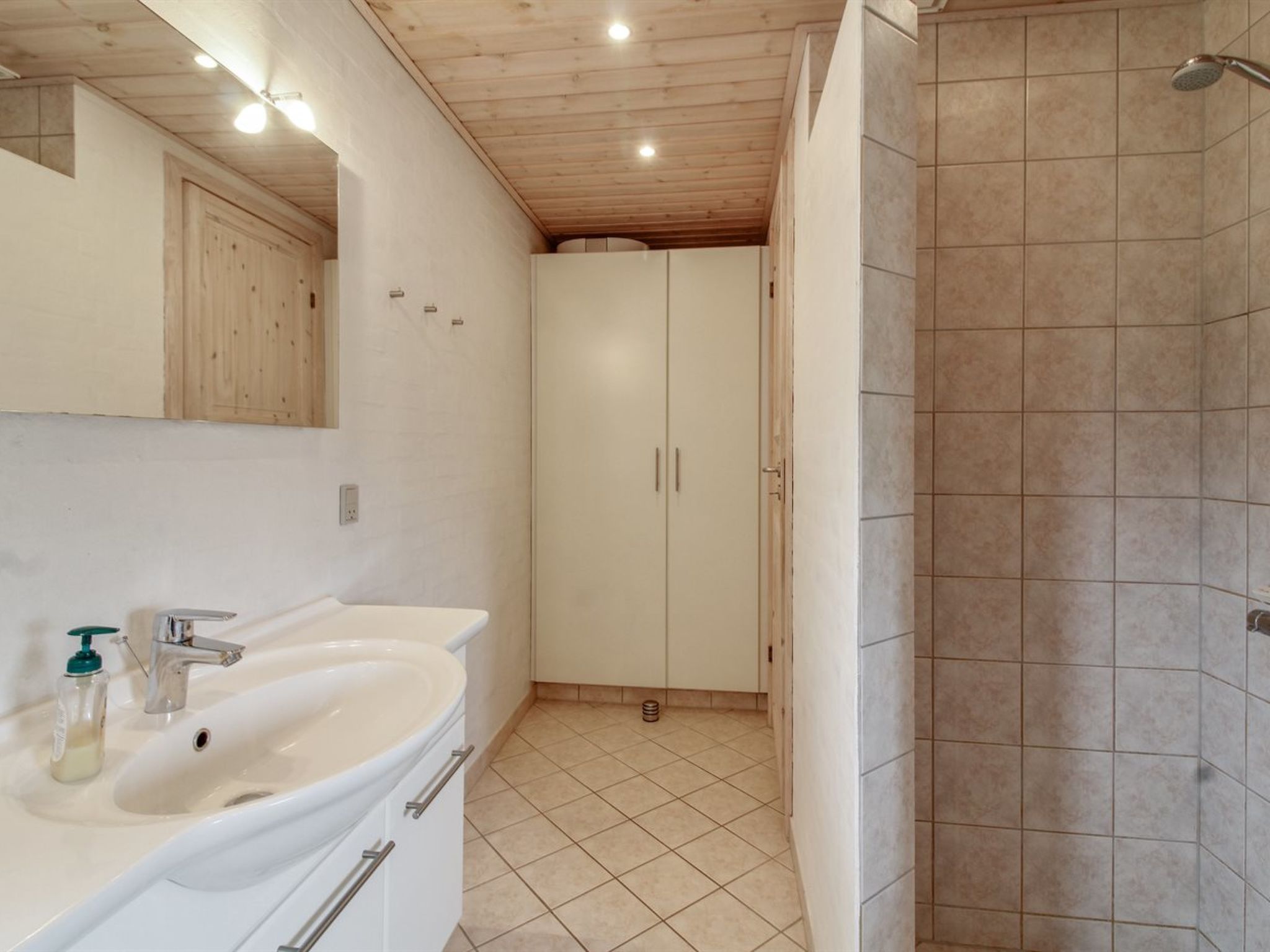 "Adelbert" - 400m from the sea - Binnen