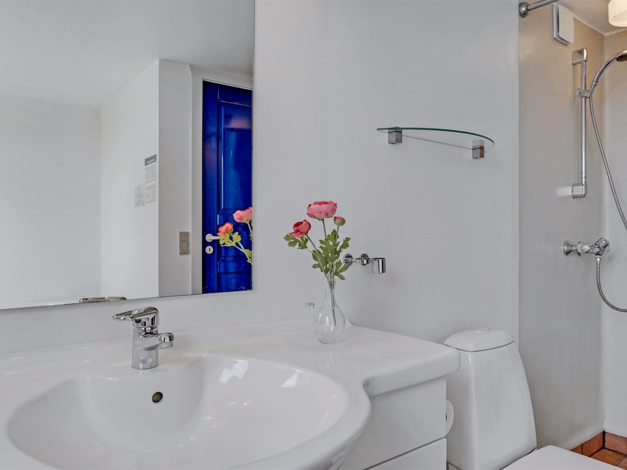 "Mirjami" - 95m from the sea-Binnen