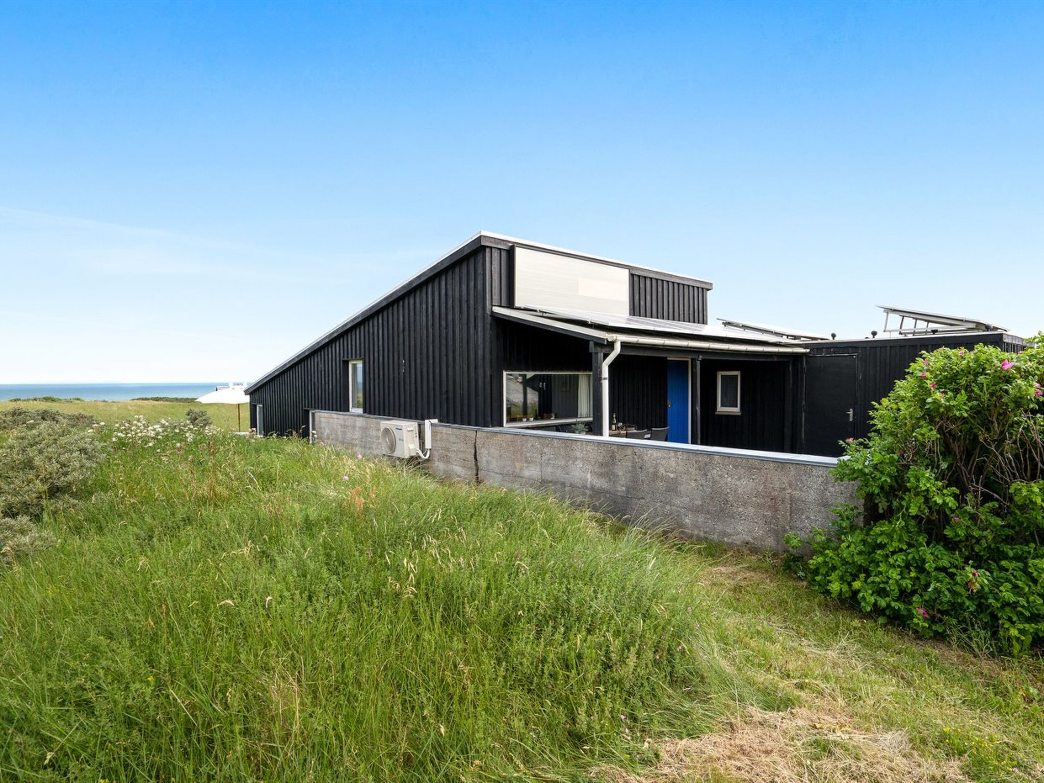 "Mirjami" - 95m from the sea-Buiten