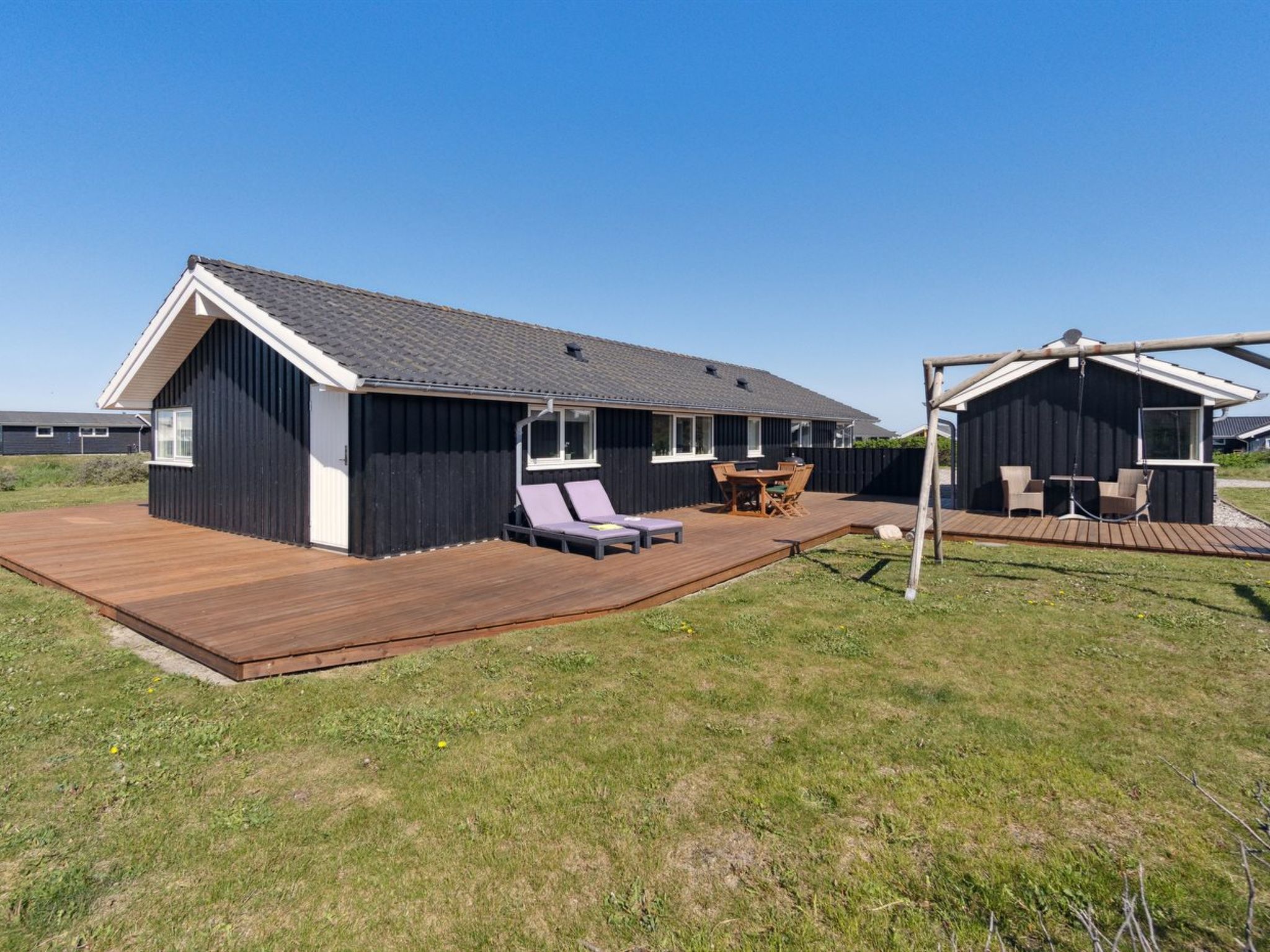 "Aniela" - 150m from the sea - Buiten