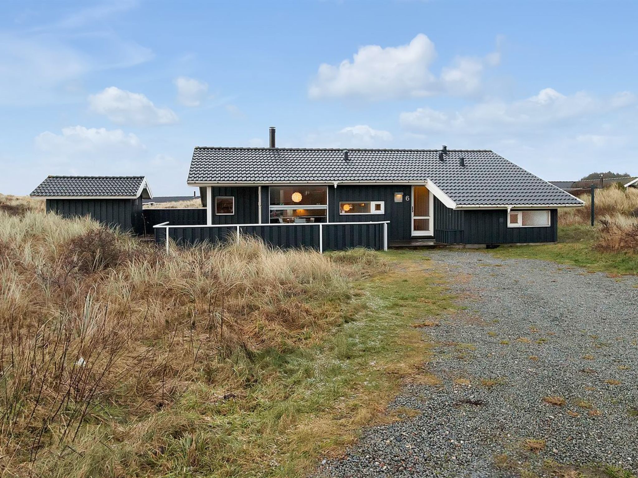 "Frederikka" - 350m from the sea - Buiten