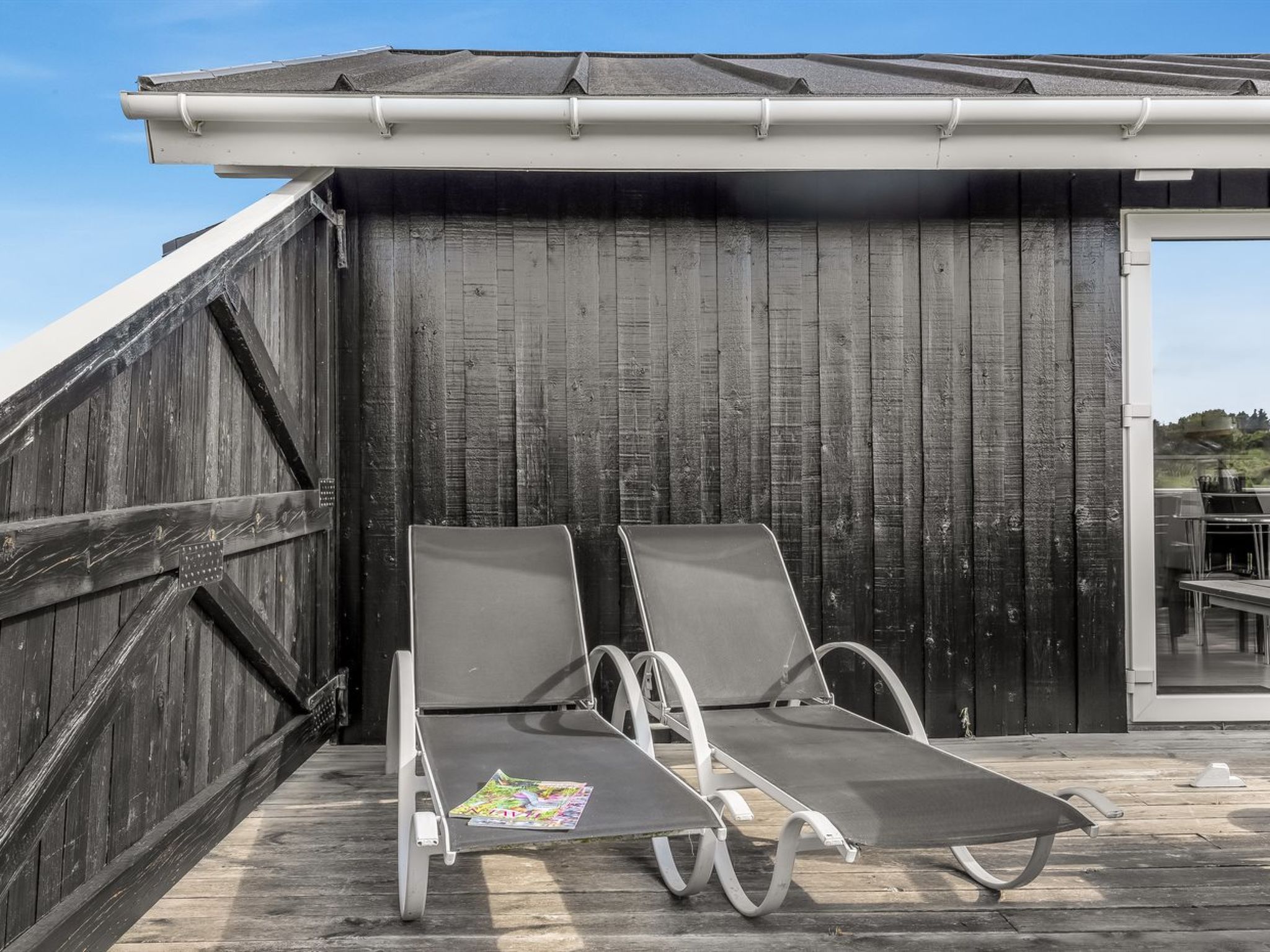 "Seniha" - 400m from the sea - Buiten