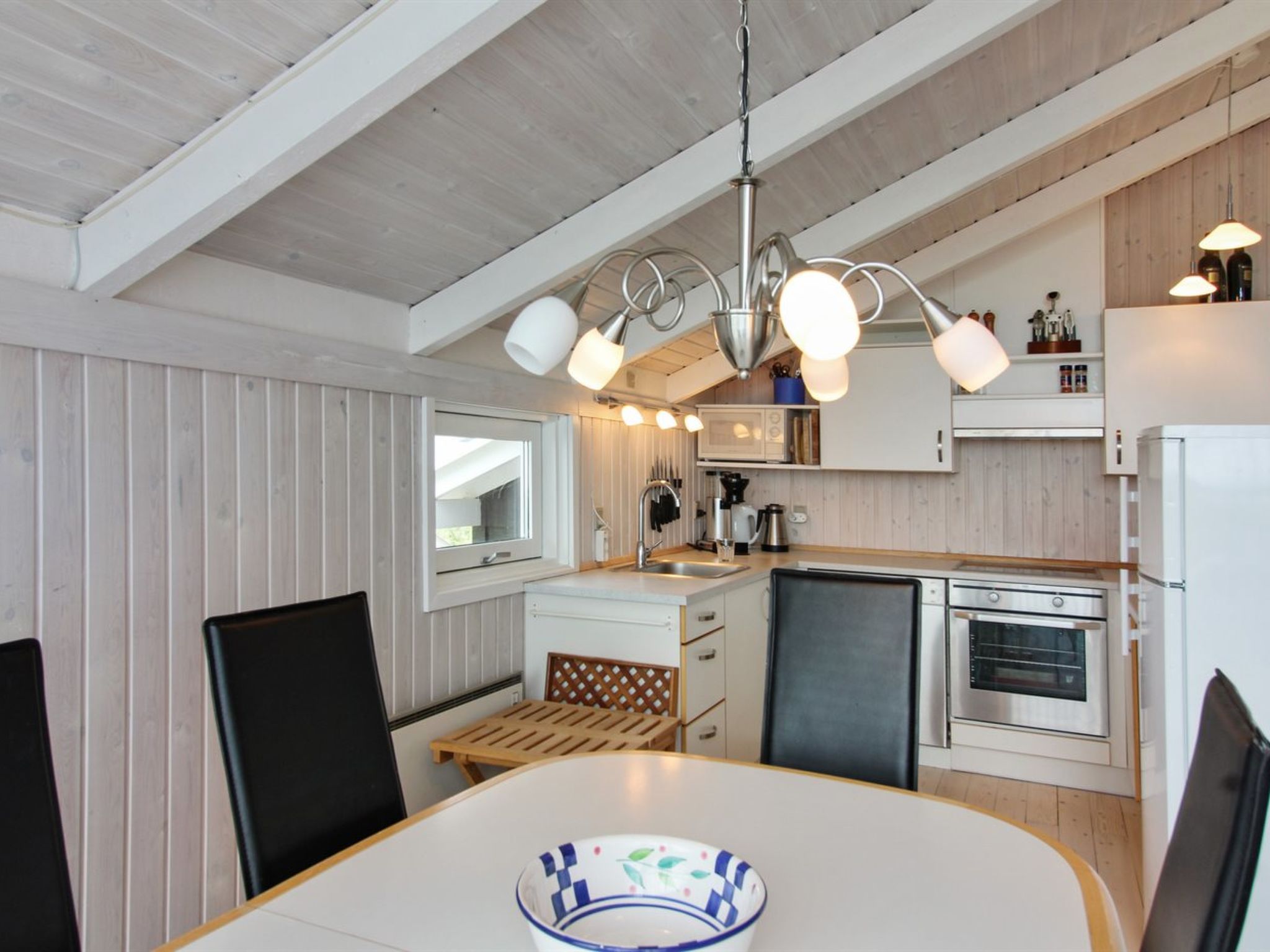 "Sixten" - 450m from the sea-Binnen