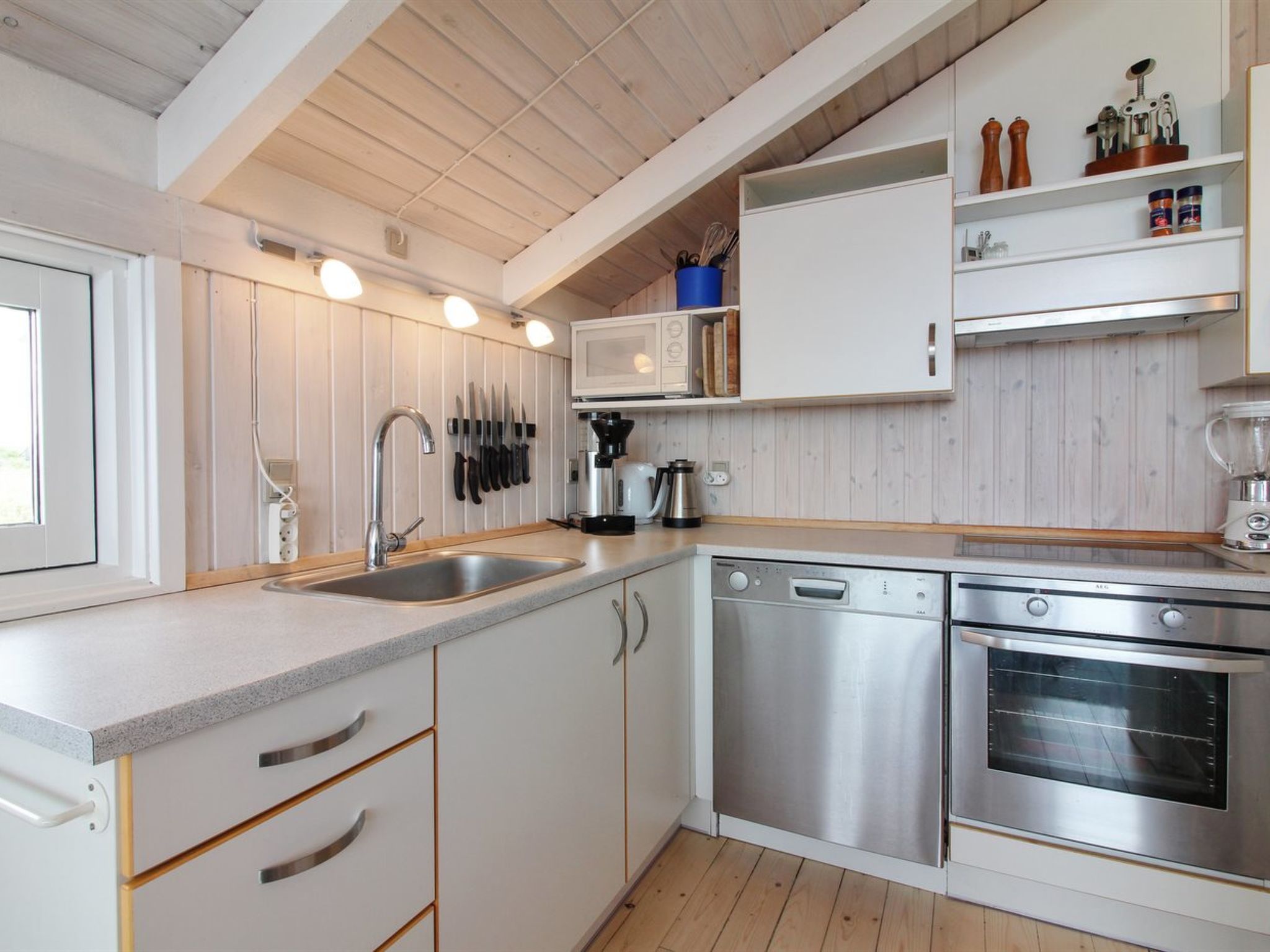 "Sixten" - 450m from the sea - Inside