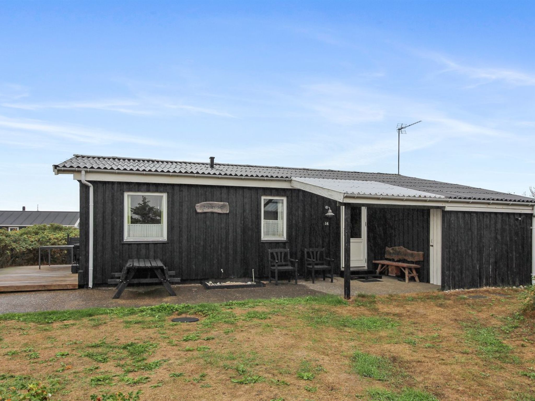 "Jerk" - 250m from the sea-Buiten