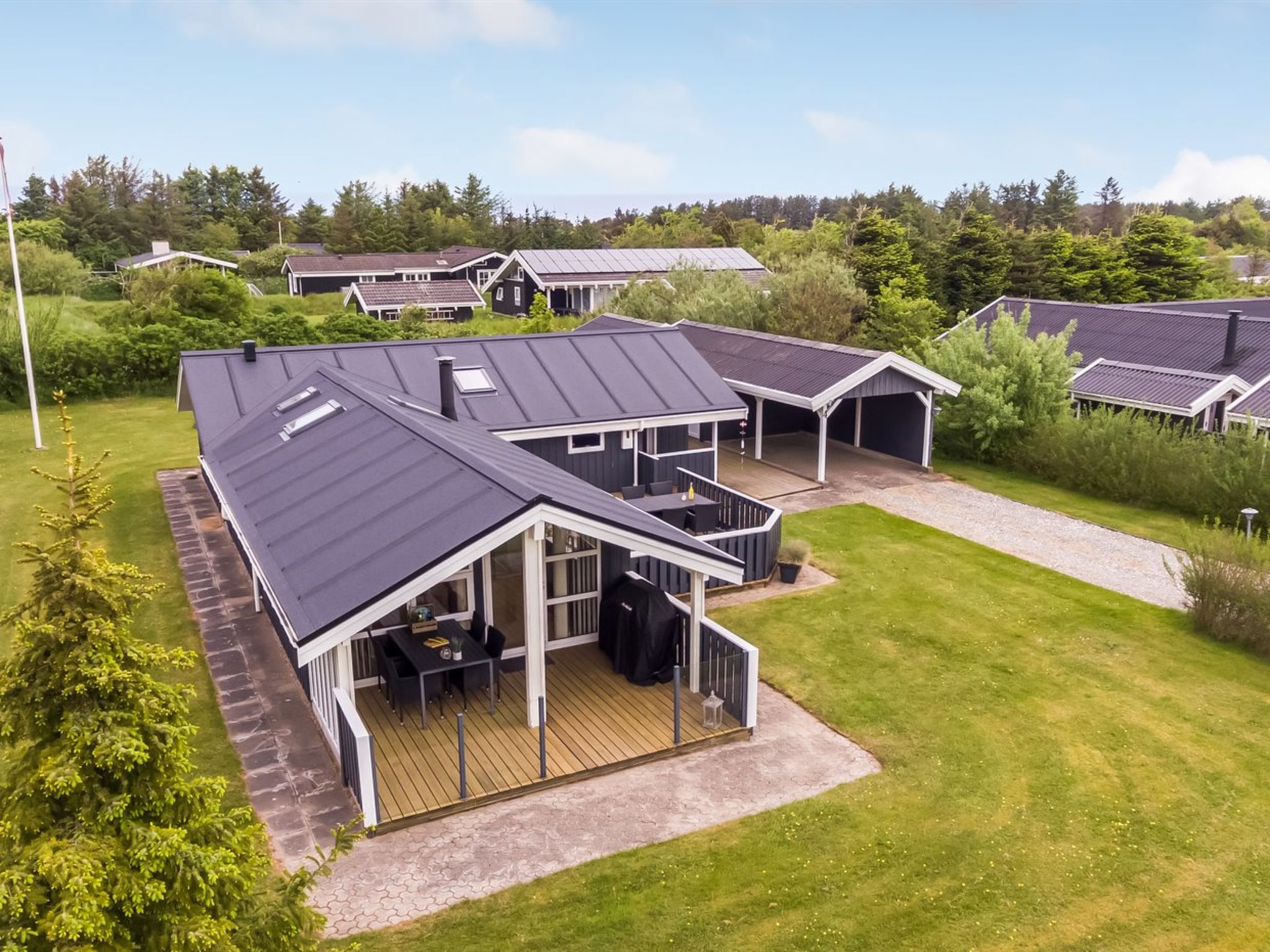 "Fliri" - 700m from the sea - Buiten