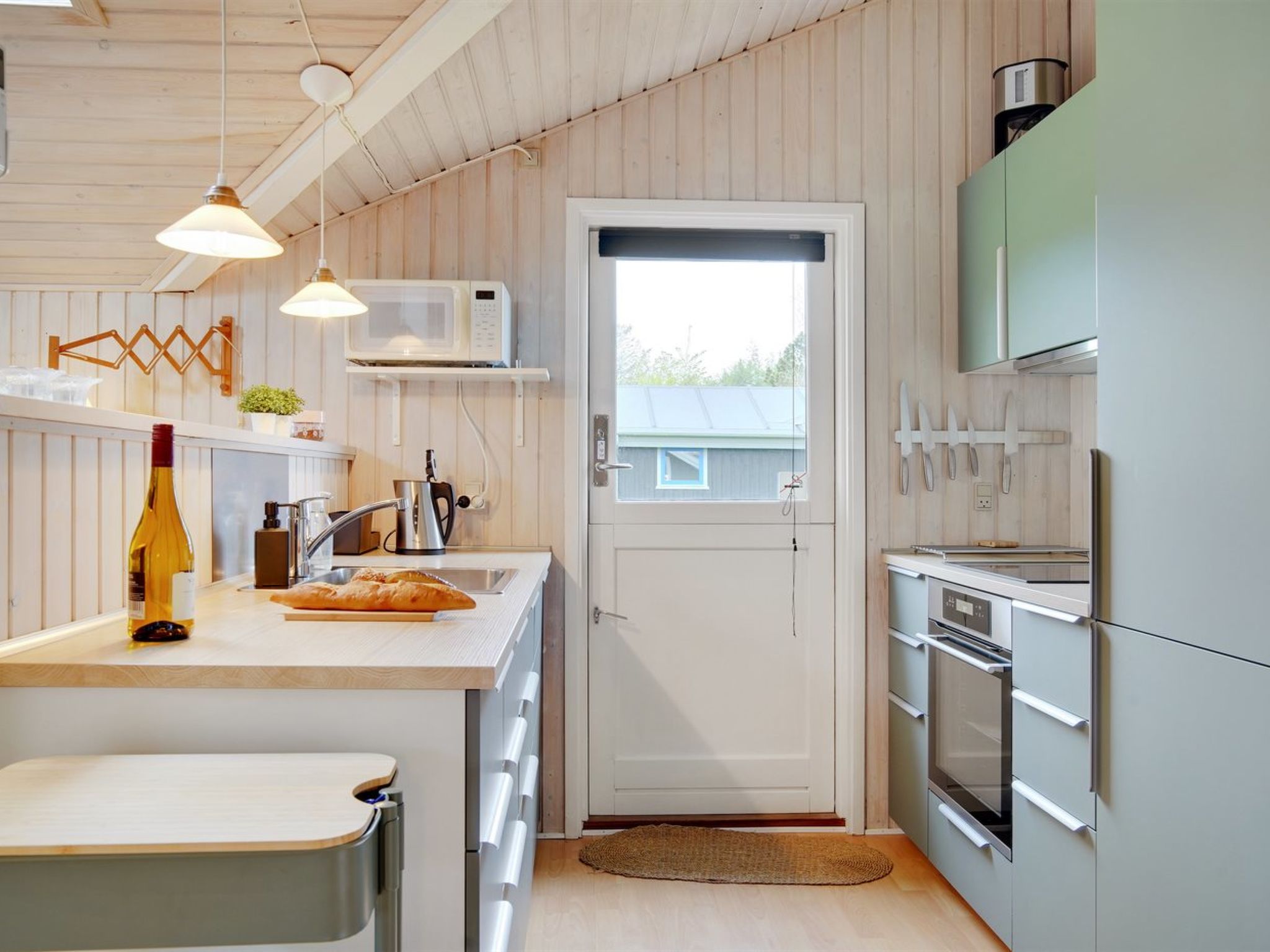 "Fliri" - 700m from the sea-Binnen